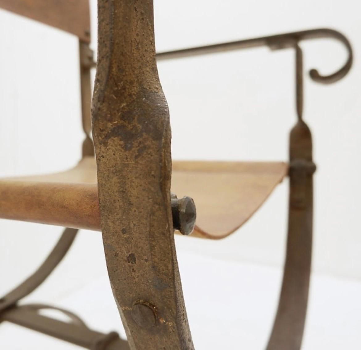 771.0 Brutalist Curule Armchair In Wrought Iron And Leather, Antique, 1950 photo