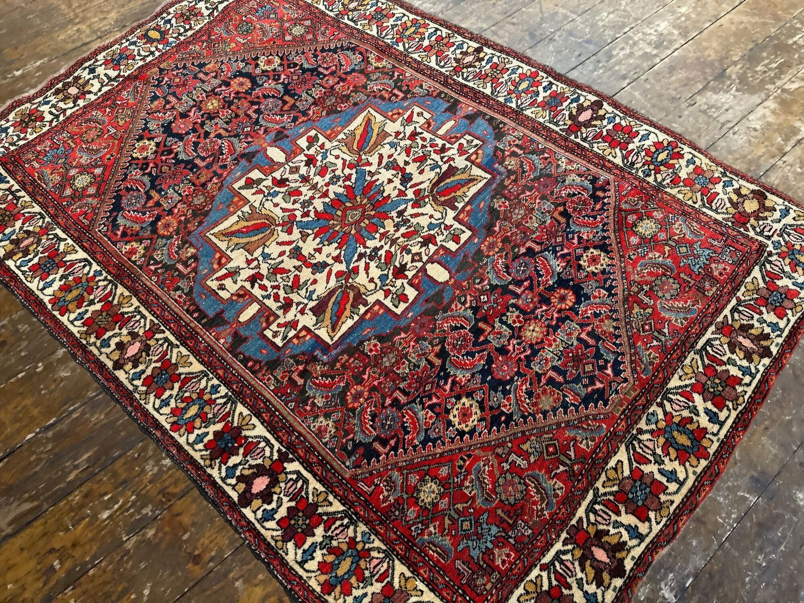 Antique Bidjar Rug 1.50m X 1.03m photo vinterior