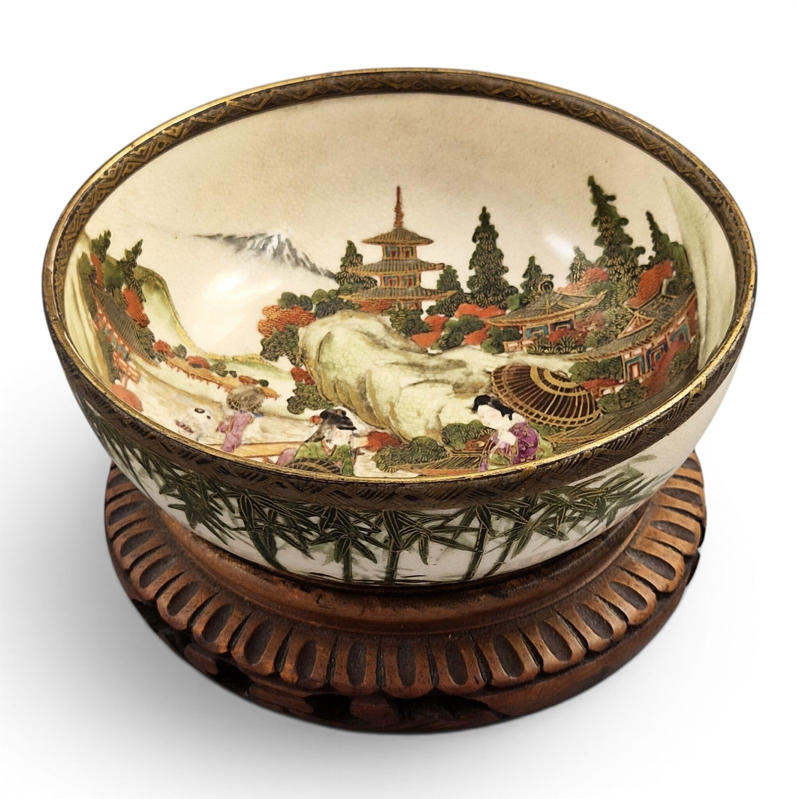 Fijn Meiji Japans Satsuma-kom, gesigneerd Gyokkō, ca. 1890-1910
