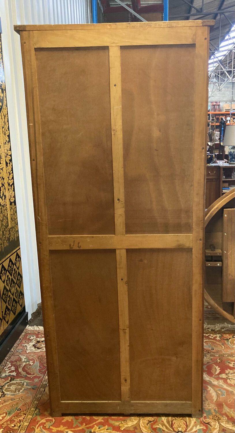 photo furniture Notary Curtain Binder Furniture Gradiam
