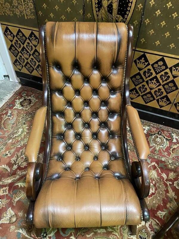 Pair Of English Chesterfield Leather Armchairs photo Furniture