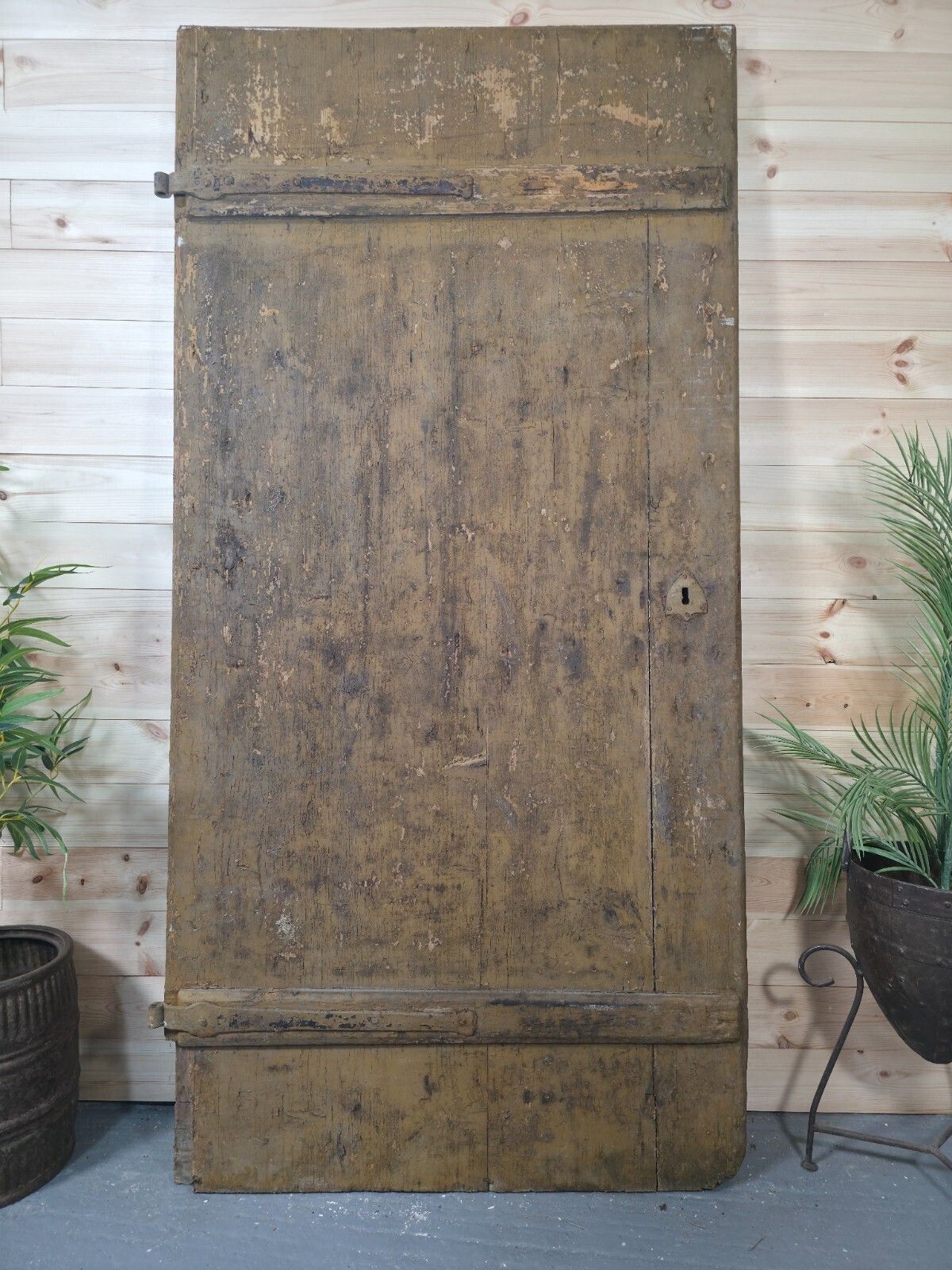 photo furniture Antique French 19th Century Rustic Wooden Vineyard Cellar Door