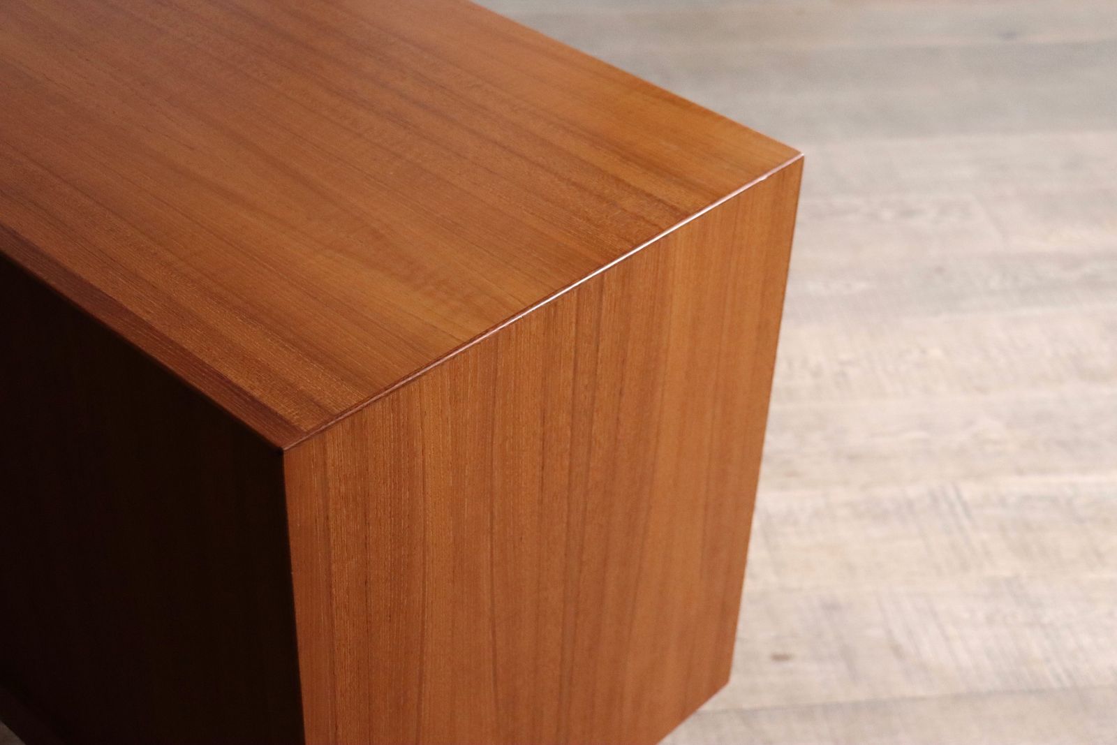 4850.0 Arne Vodder Dressoir Model 75 voor Sibast Møbler, ca. jaren 1960 photo