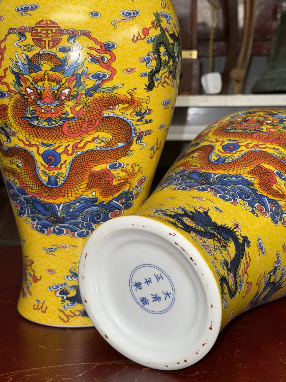 Pair Of Vibrant Decorative Chinese Vases Urns photo Home Decor