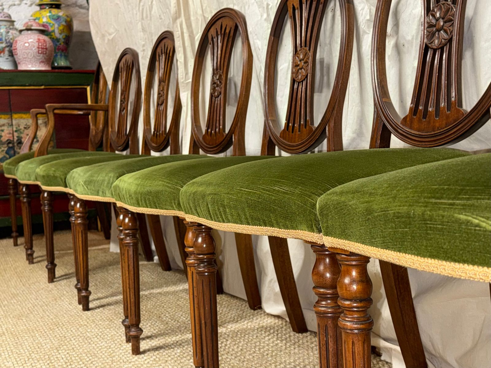 Set Of 8 Mahogany Dining Chairs Green Velvet Upholstered Dining Chairs photo 850.0
