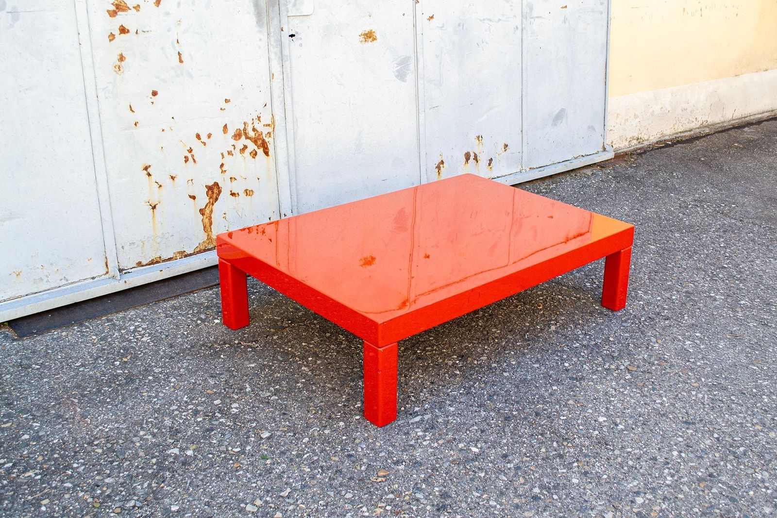 Oranje salontafel, Italië, jaren 1970 photo furniture