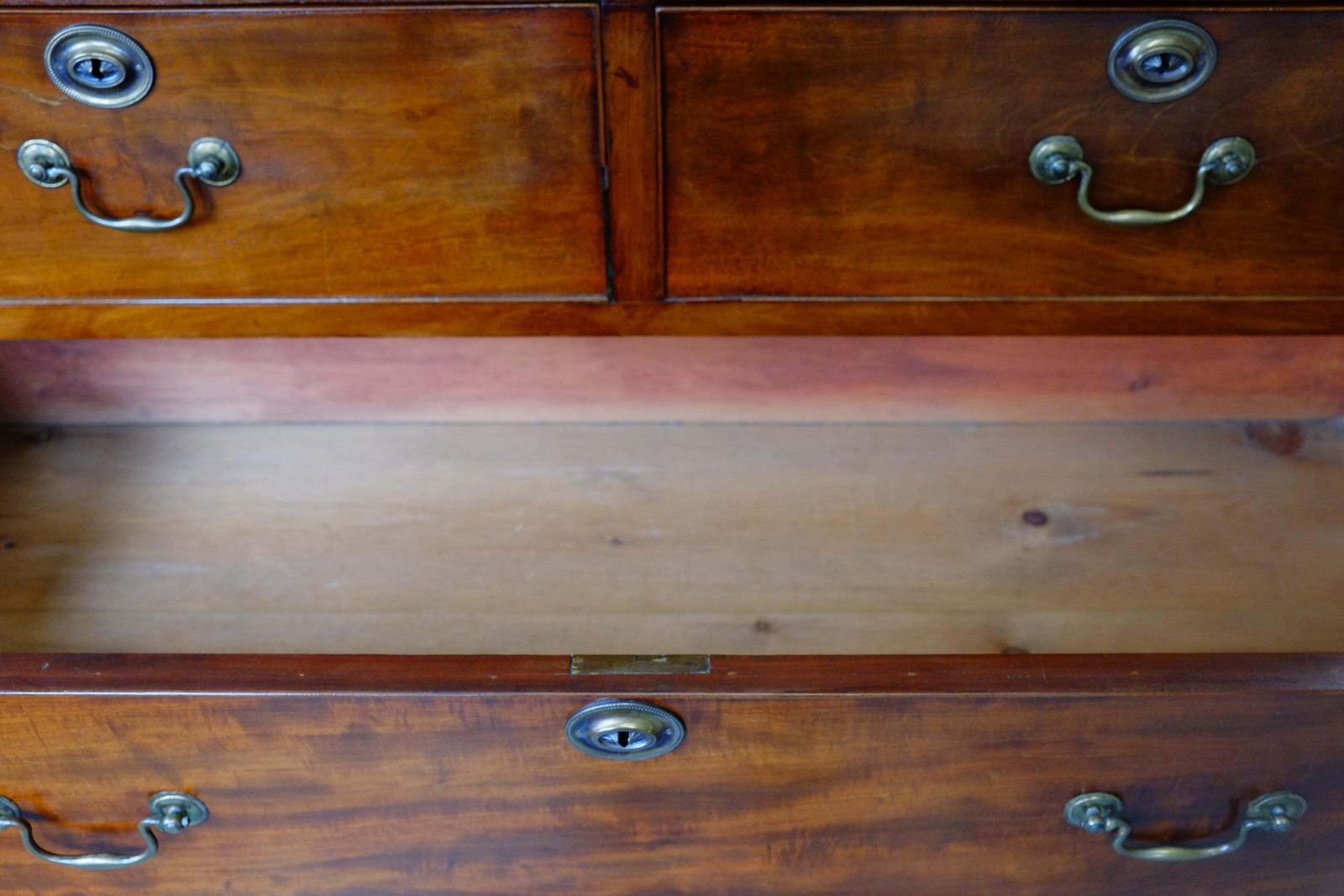 photo furniture Very Large English Victorian Mahogany Chest Of Drawers / Credenza