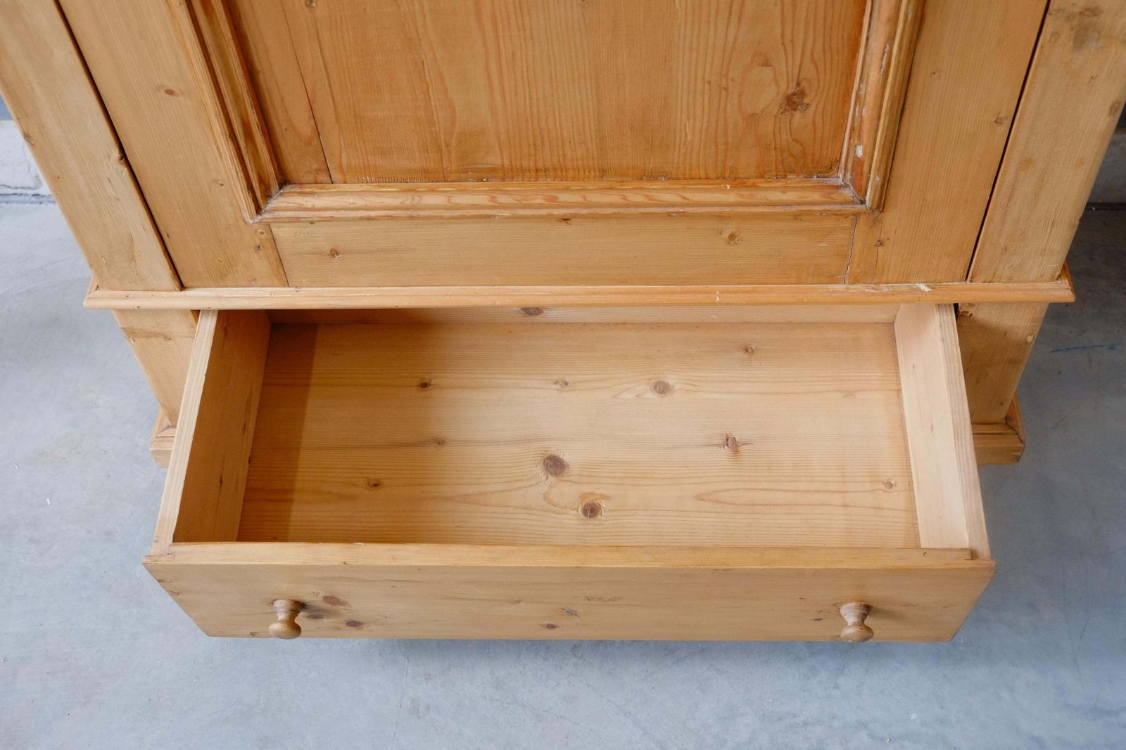 Furniture Early 20th Century French Pine Wardrobe photo