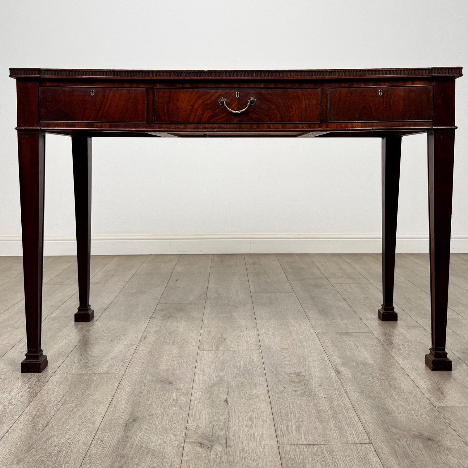 Antique 20th Century Regency Style Writing Table In Mahogany ( Af 5760 )