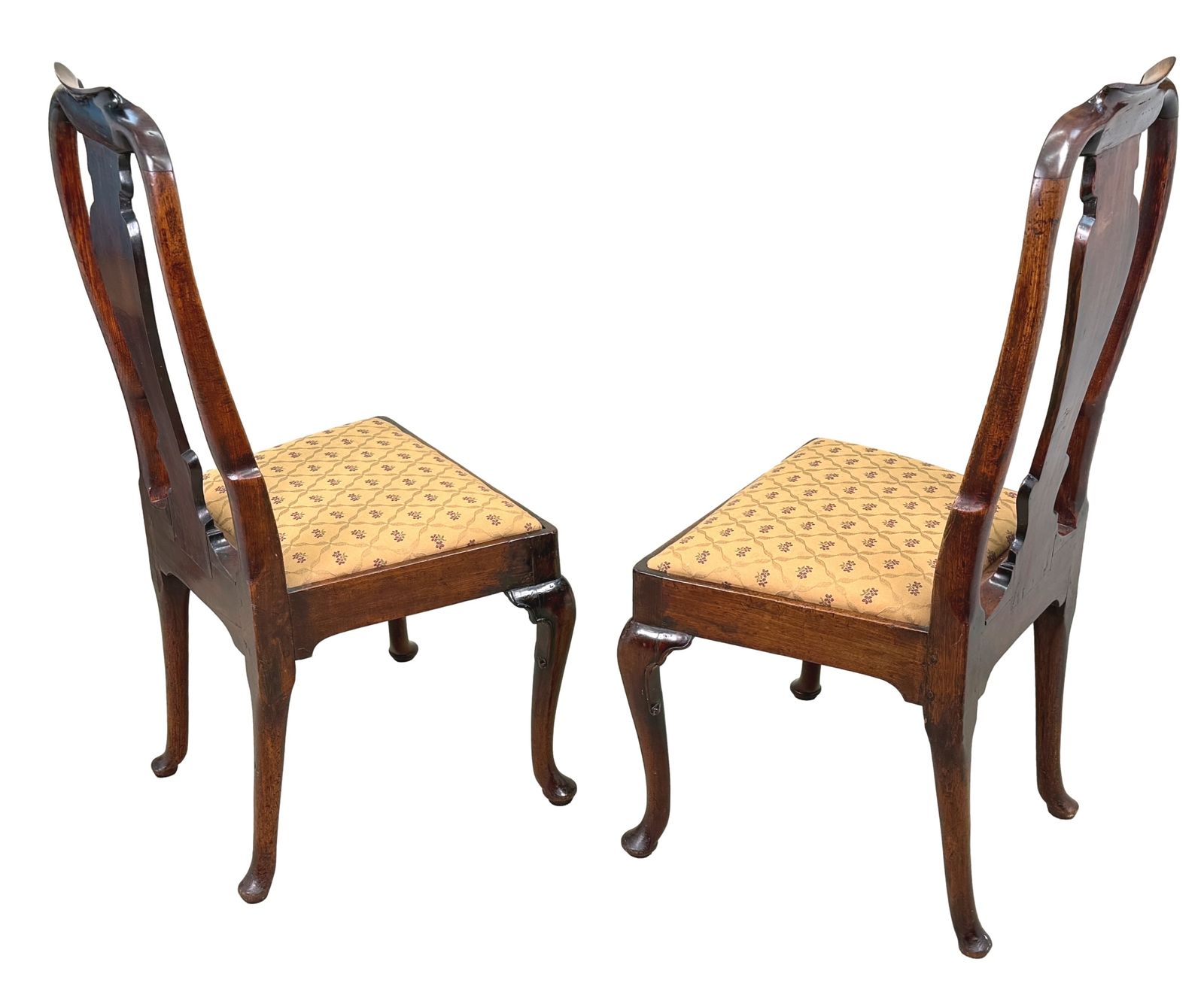 photo vintage Early 18th Century Queen Anne Set Of Six Walnut Dining Chairs (England, Circa 1710)