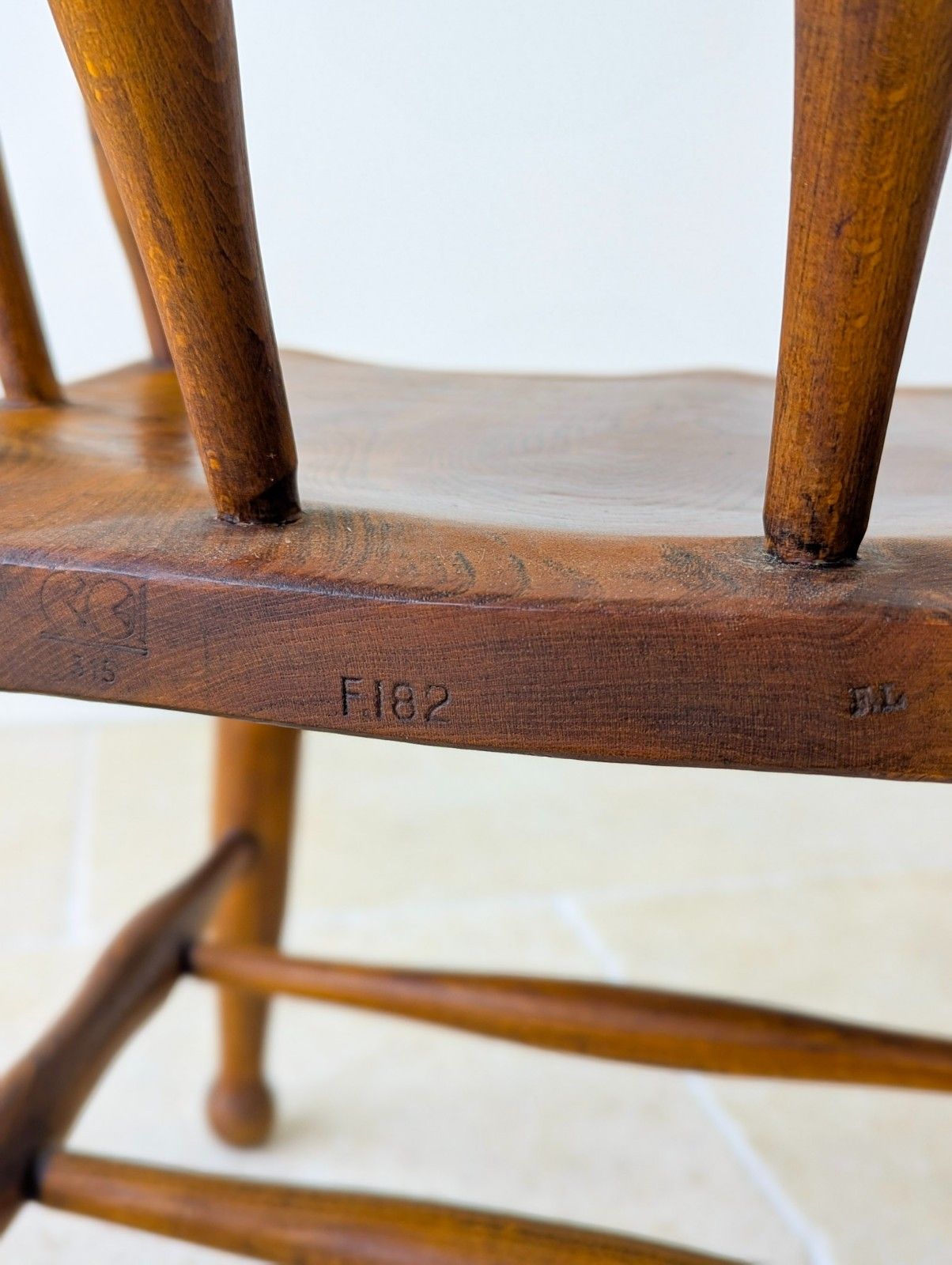 photo vinterior Arts & Crafts Style Elm And Beech Desk Chair 1940’s