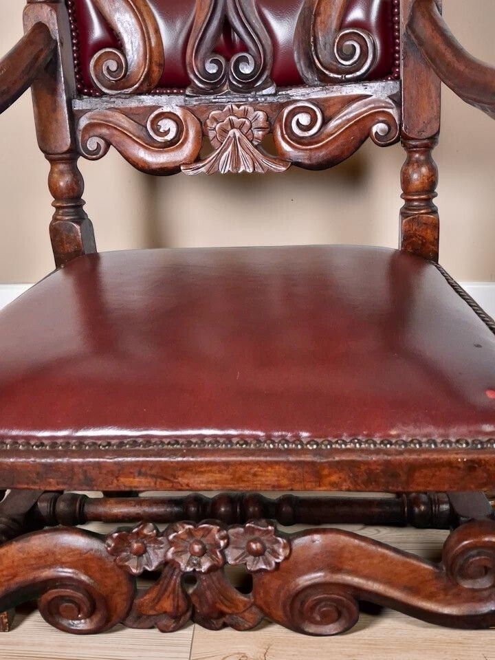 Early 19th Century Oak Carved Arm Chair Gorgeous For Display photo 420.0