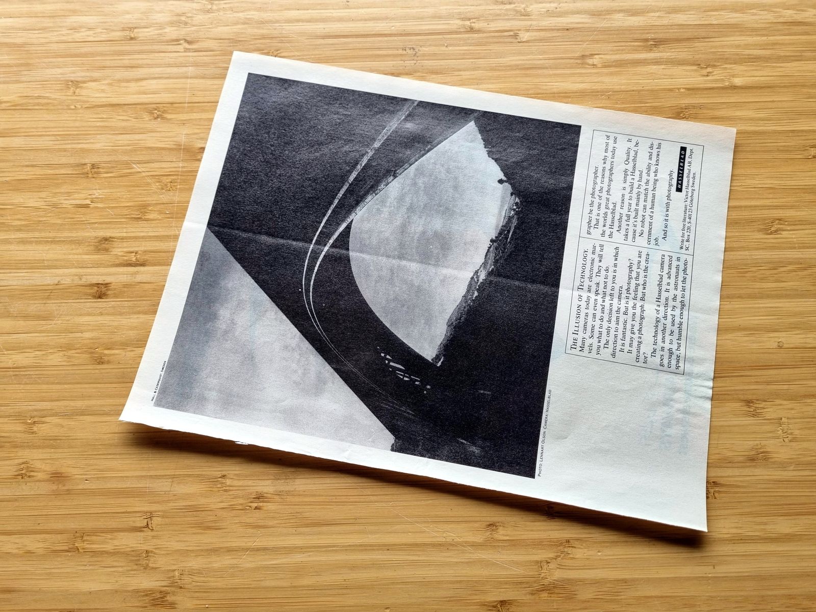 Vintage advertentiepagina, Hasselblad, foto Lennart Olson, zwart-wit brug, jaren 1980, originele tijdschriftadvertentie photo for sale