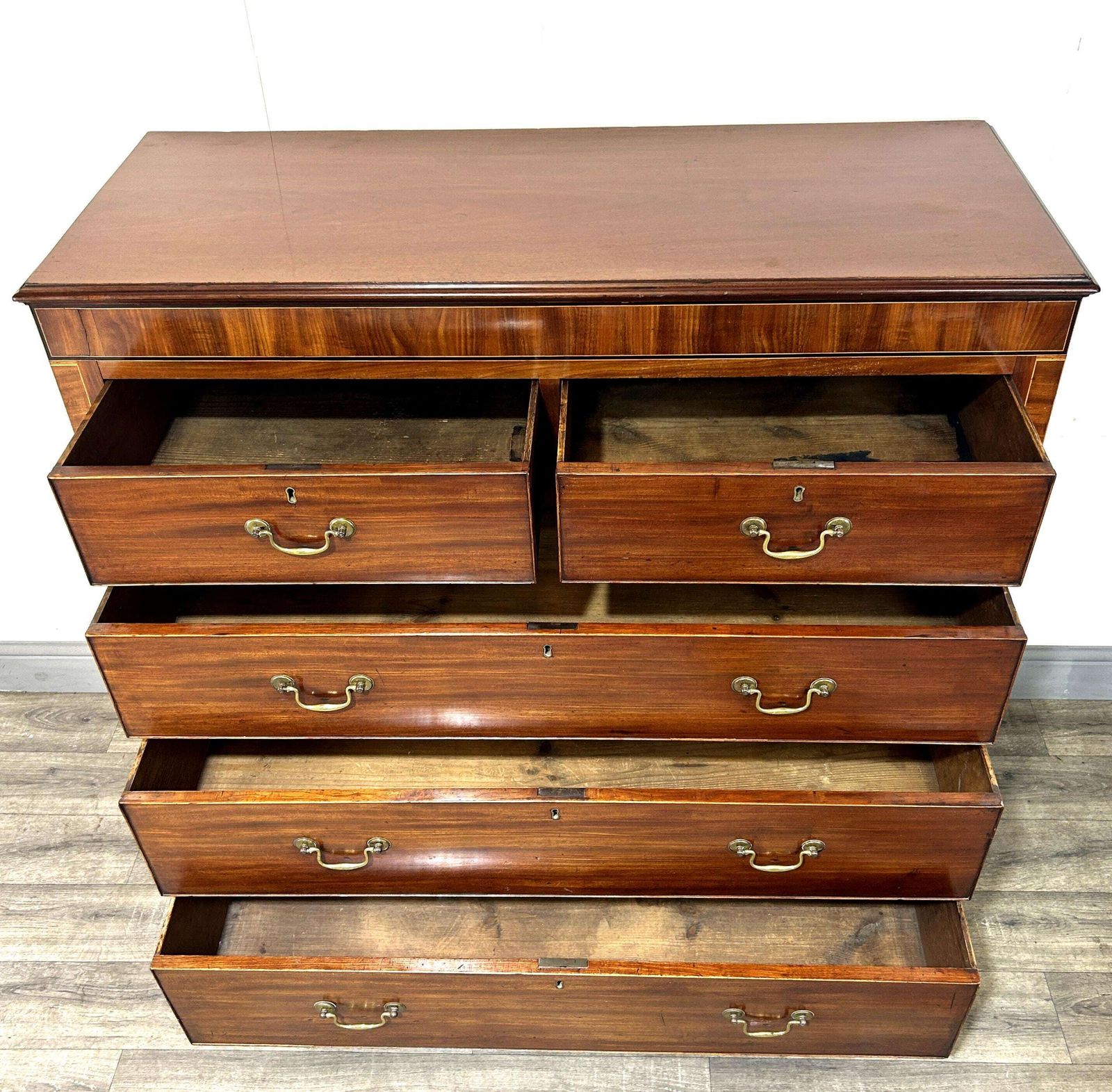 Huge Antique Georgian Mahogany Chest Of Drawers C1800. photo vinterior