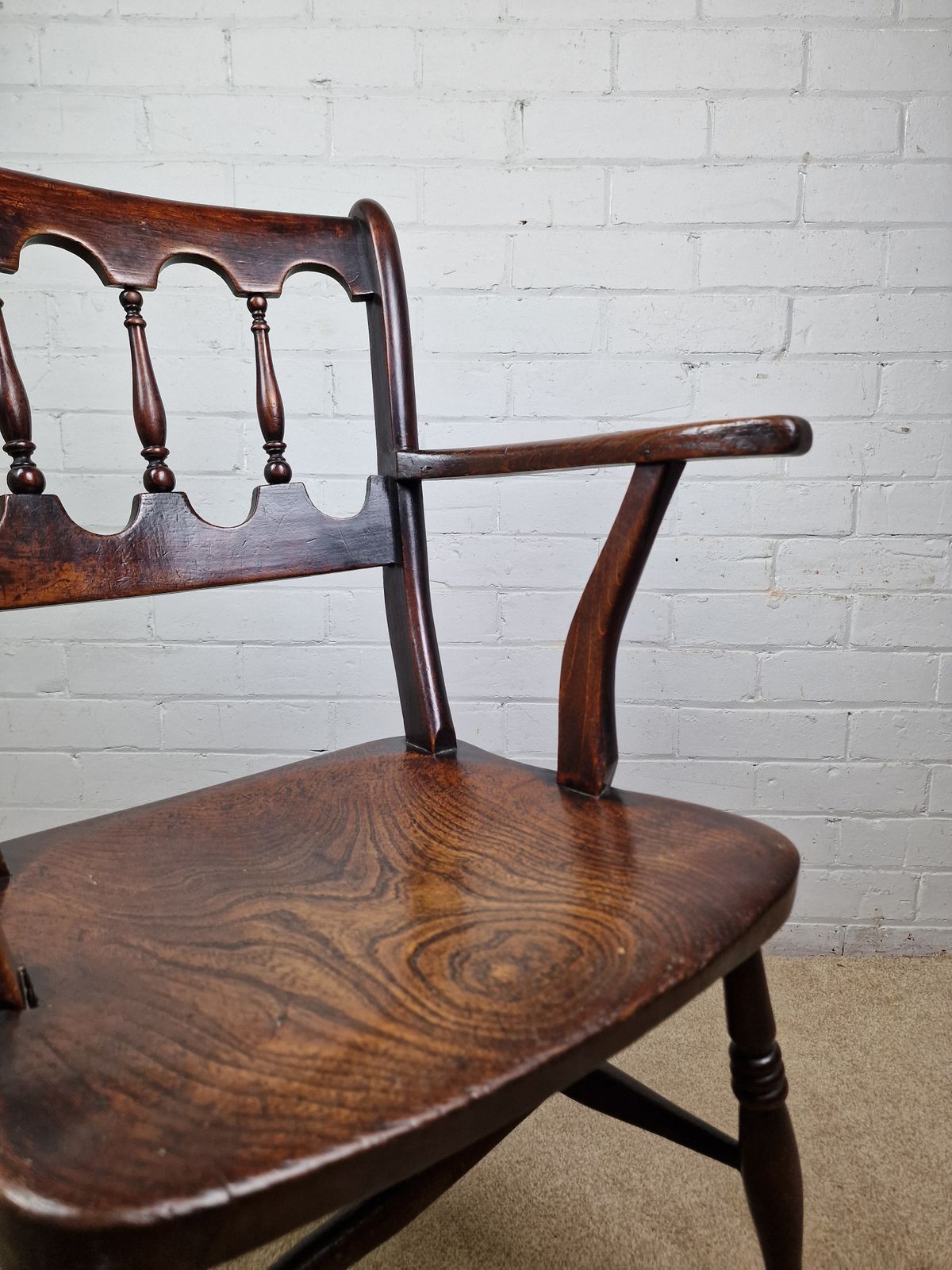 Victorian Elm And Beech Oxford Bar Back Windsor Chair photo 450.0