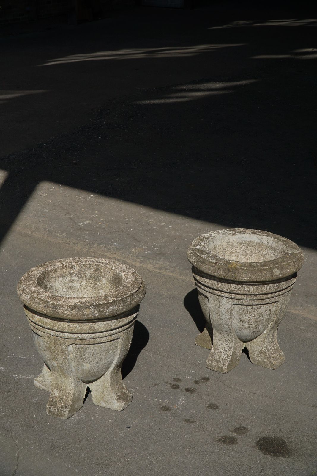 Pair Of French Mid Century Cast Stone Garden Urns / Jardinières, 1950s photo vinterior
