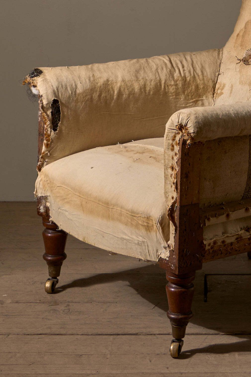 19th Century English Country House Deep Seated Spoon Back Armchair photo furniture
