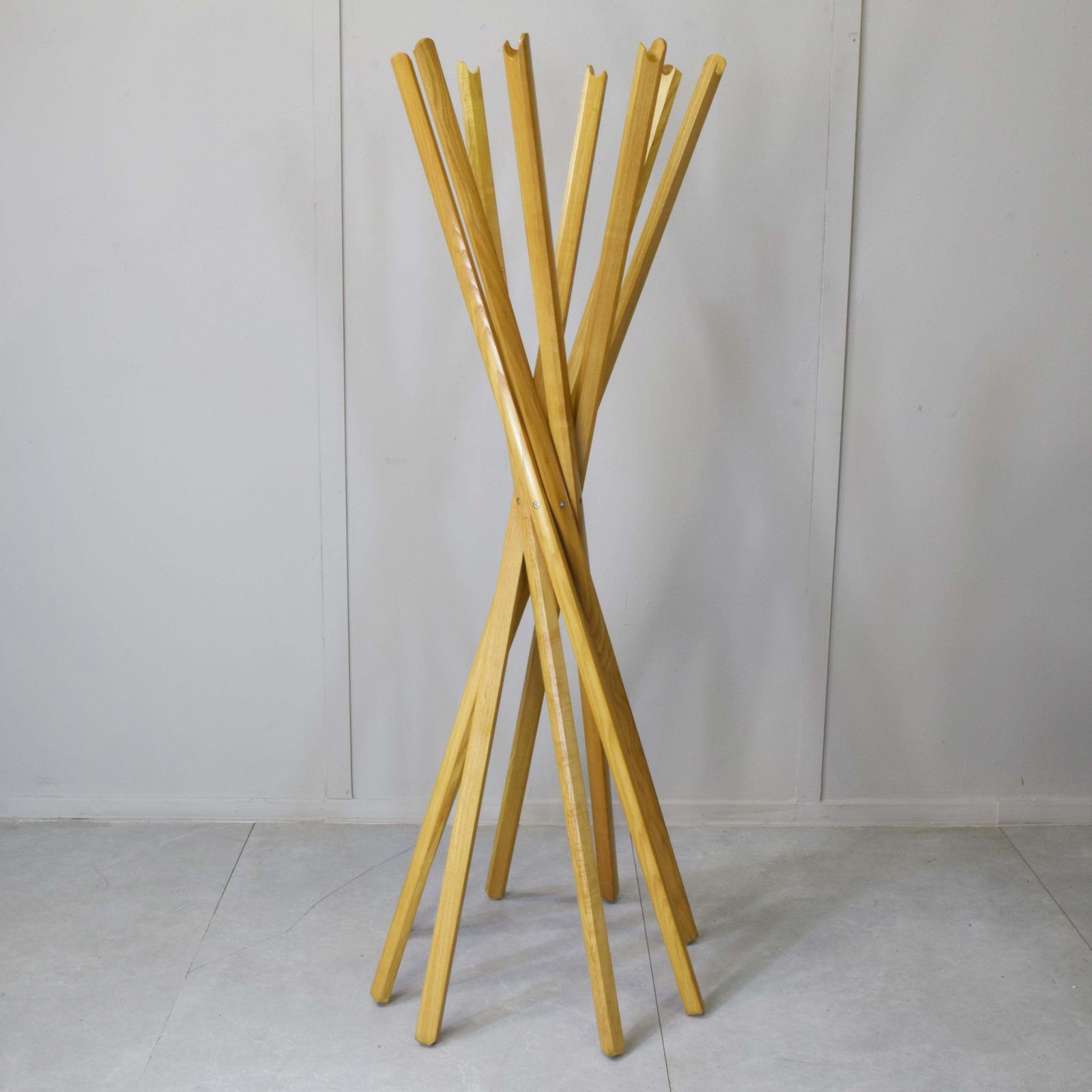 Mid Century Modern Coat Rack By Zanotta Maple Wood Italy 1974 photo for sale
