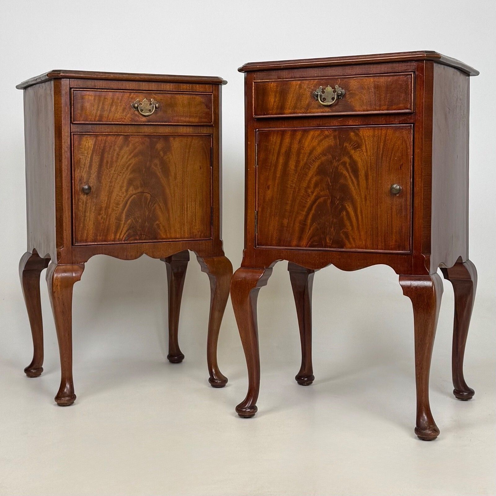 Antique 20th Century Pair Of Mahogany Bedside Cabinets ( Af 5720 )
