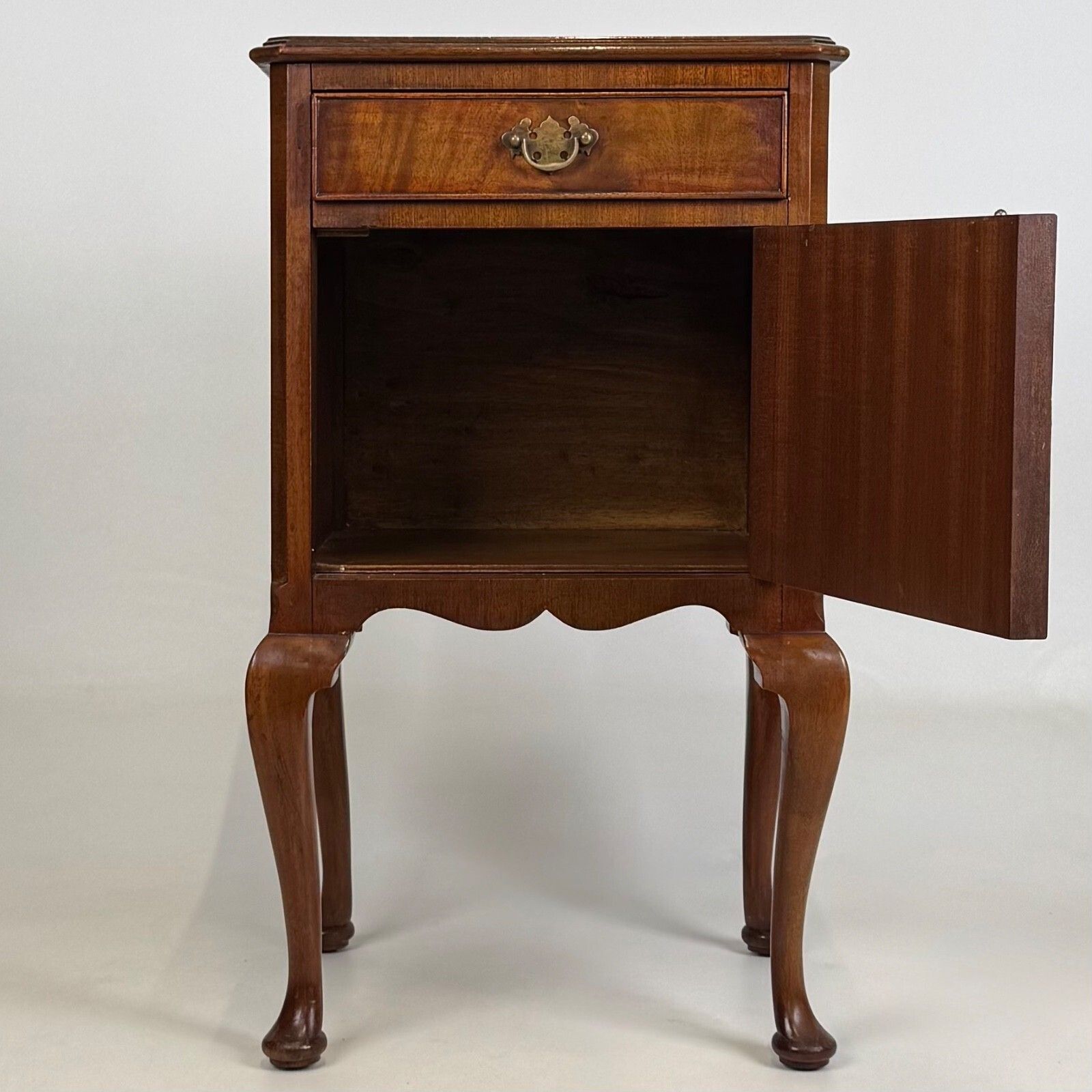 Antique 20th Century Pair Of Mahogany Bedside Cabinets ( Af 5720 ) photo for sale