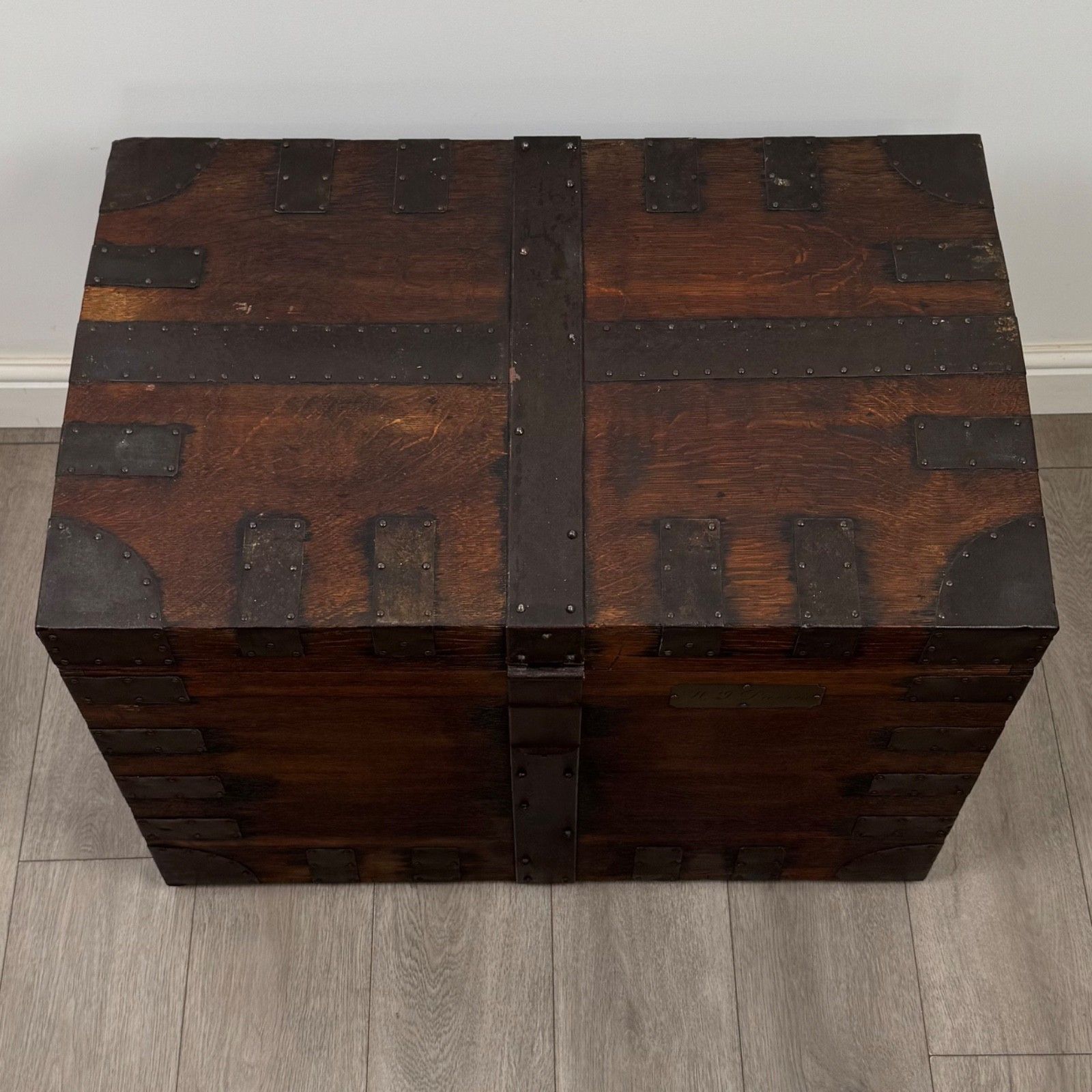 photo furniture Antique 19th Century Iron Bound Victorian Silver Chest In Oak ( Af 5797 )
