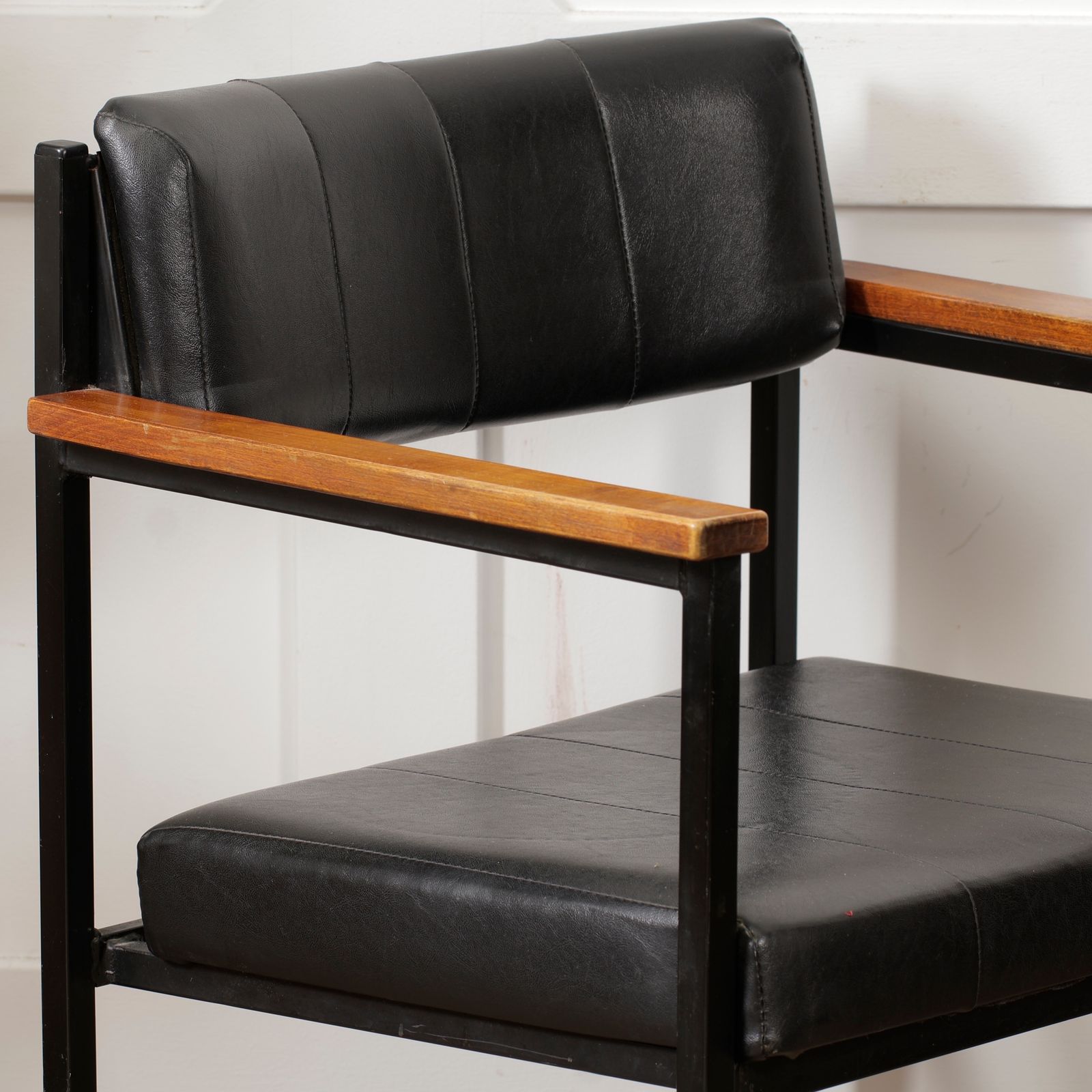 Steel Tubular Industrial Vinyl Mid Century Armchair photo Furniture