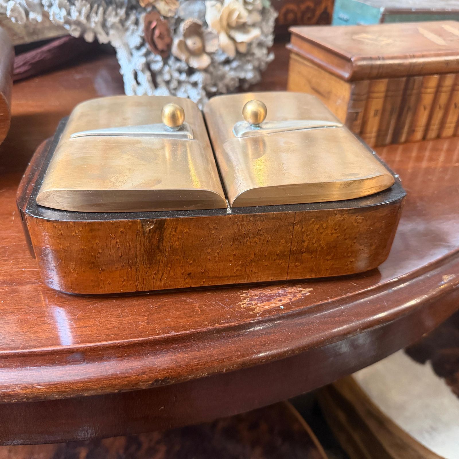photo furniture 1930s Art Deco Wood Brass And Sterling Silver Italian Cigarette Box