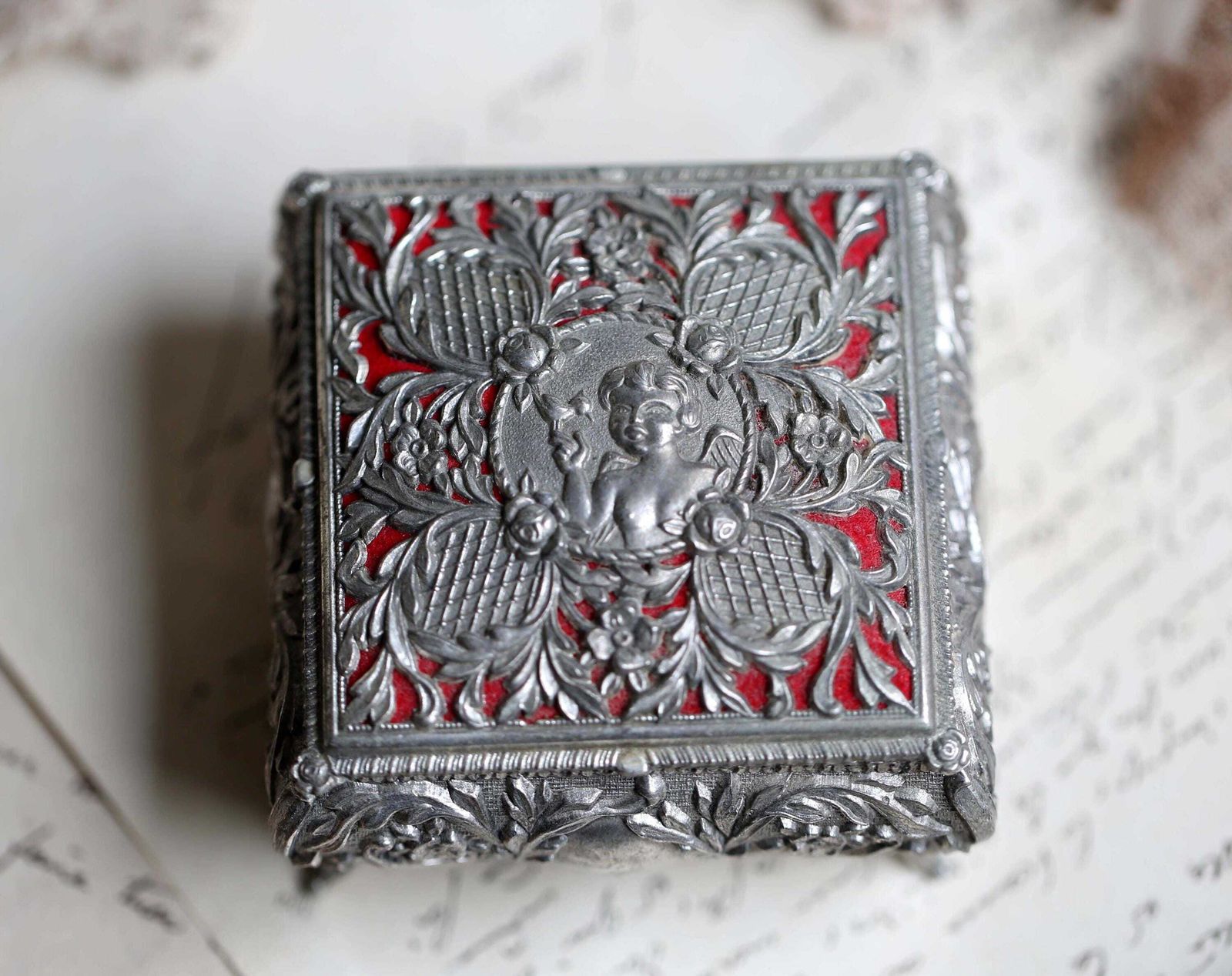Antique French Trinket Case Jewelry Box Filigree Presentation Case Wedding Square Engagement Ring Holder photo Home Decor