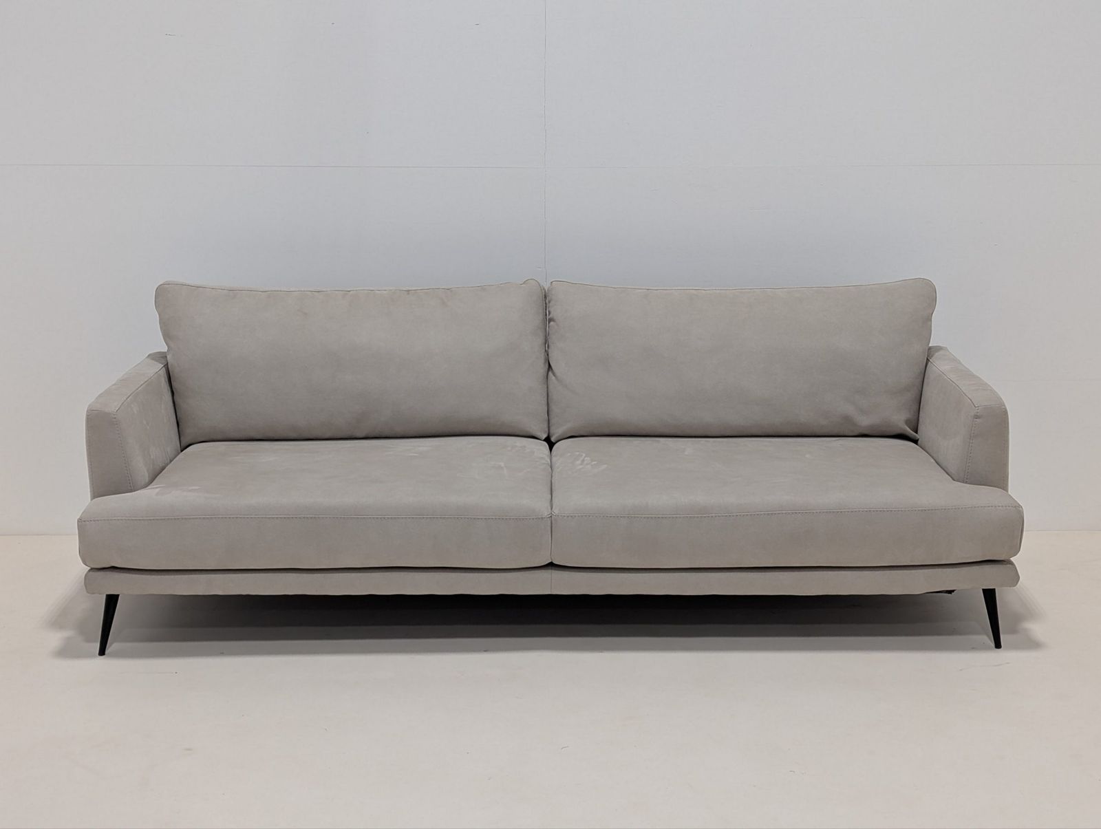 photo furniture Egoitaliano Sophia Sofa 3 Seater