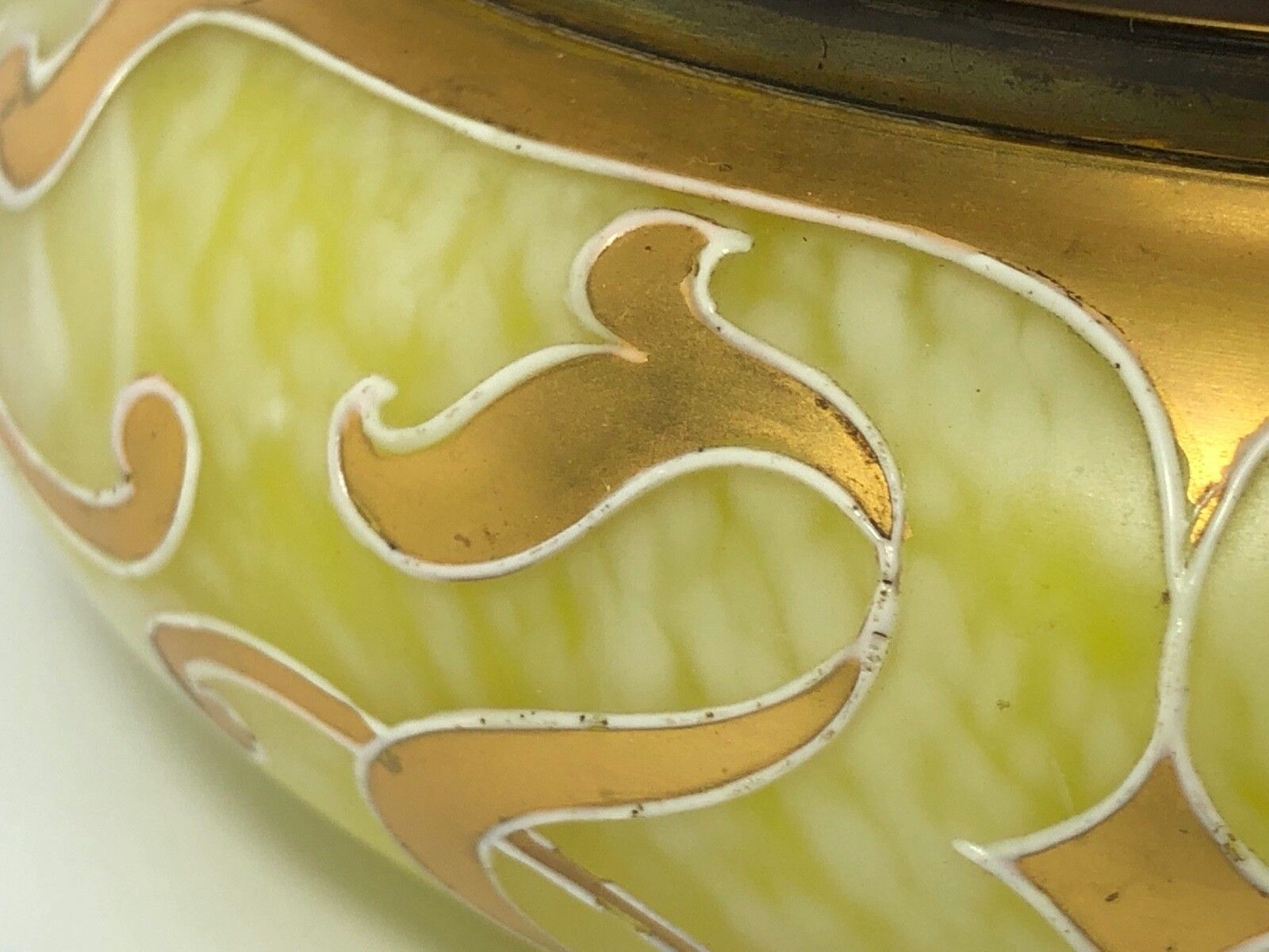 photo furniture Original Loetz Jugendstil Art Glass Trinket Box