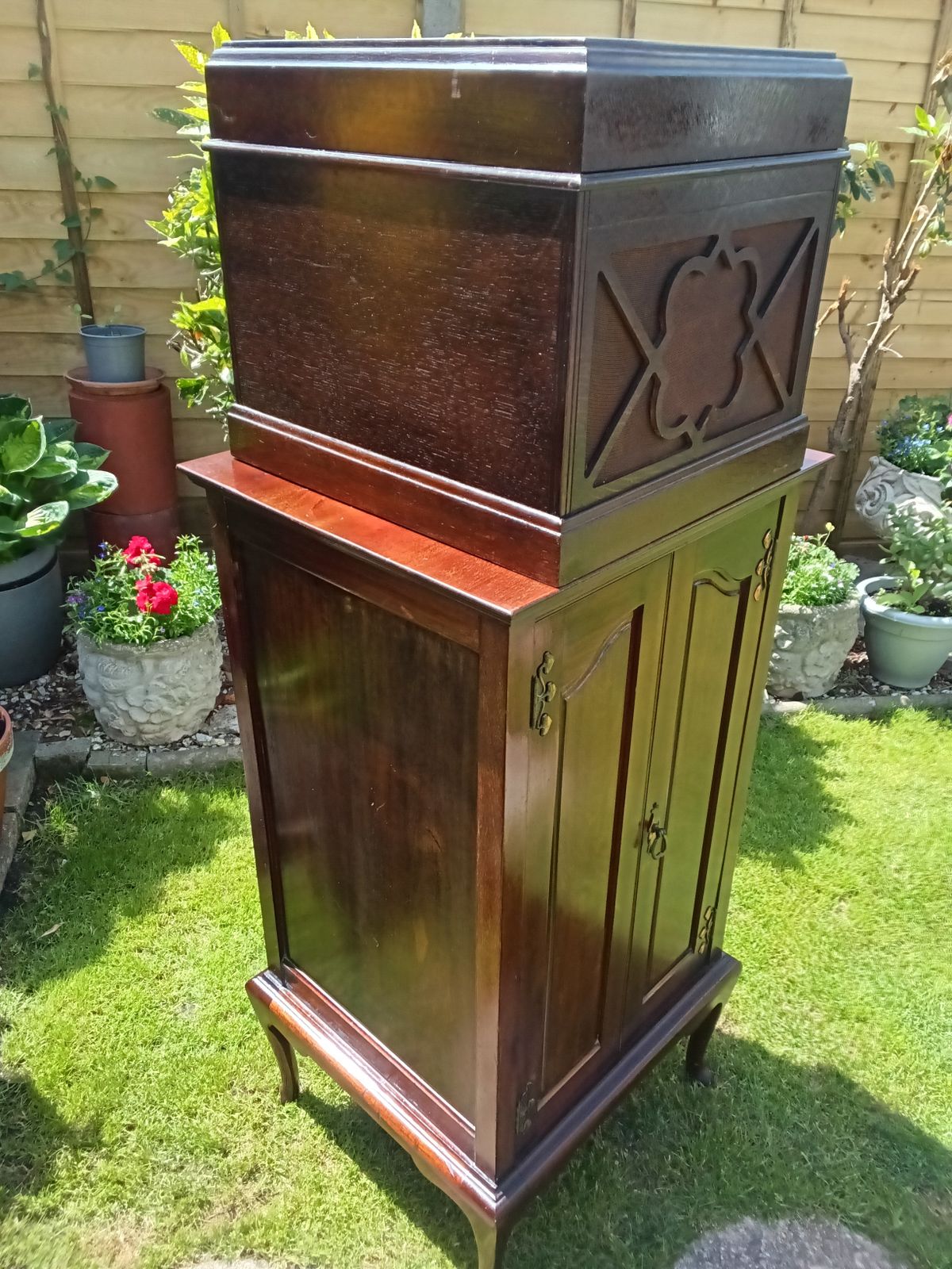 Antique Mahogany 1920's / 30's Music / Record Cabinet On Stand. With Colombia Grifonola. photo 595.0