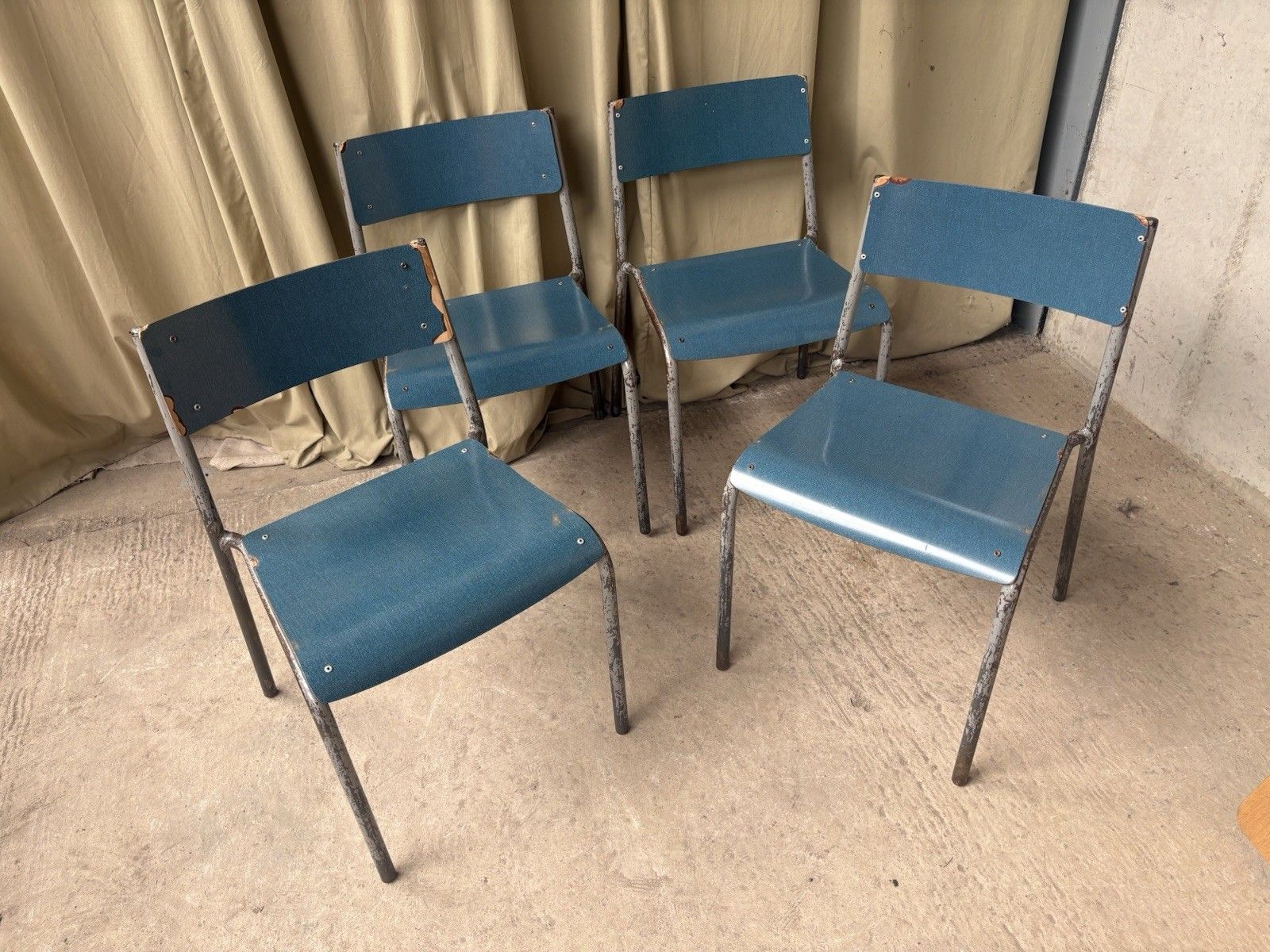 Vtg Mid Century Industrial Metal Set Of 4 Stacking Dining Chairs Retro R1197 photo Furniture