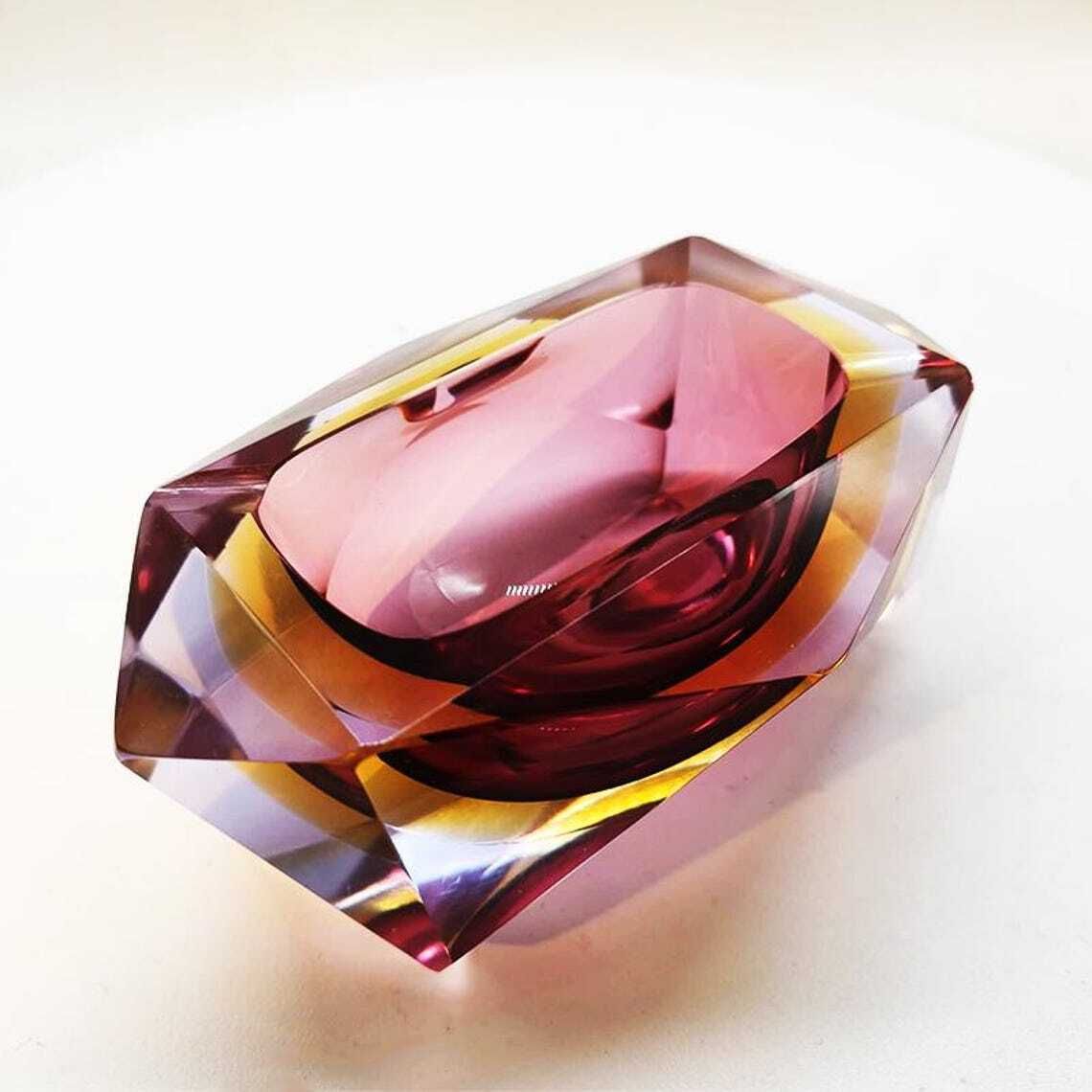 1960s Rare Purple Rectangular Multifaceted Ashtray Or Catch All In Murano Glass By Flavio Poli For Seguso. Made In Italy.