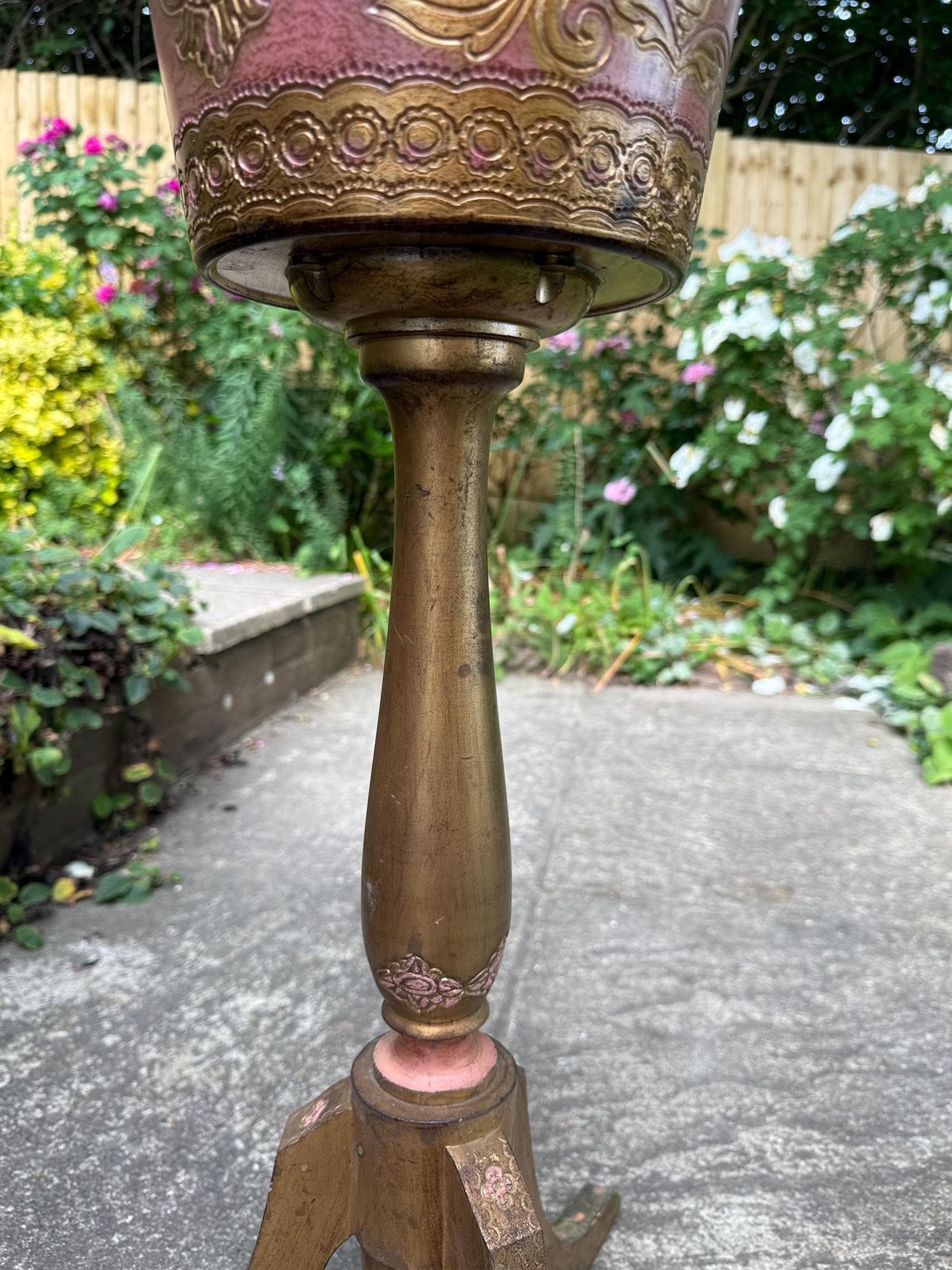 Rare Vintage 1970s Pink And Gold Pedestal Planter Antique Style Jardiniere Stand photo Home Decor