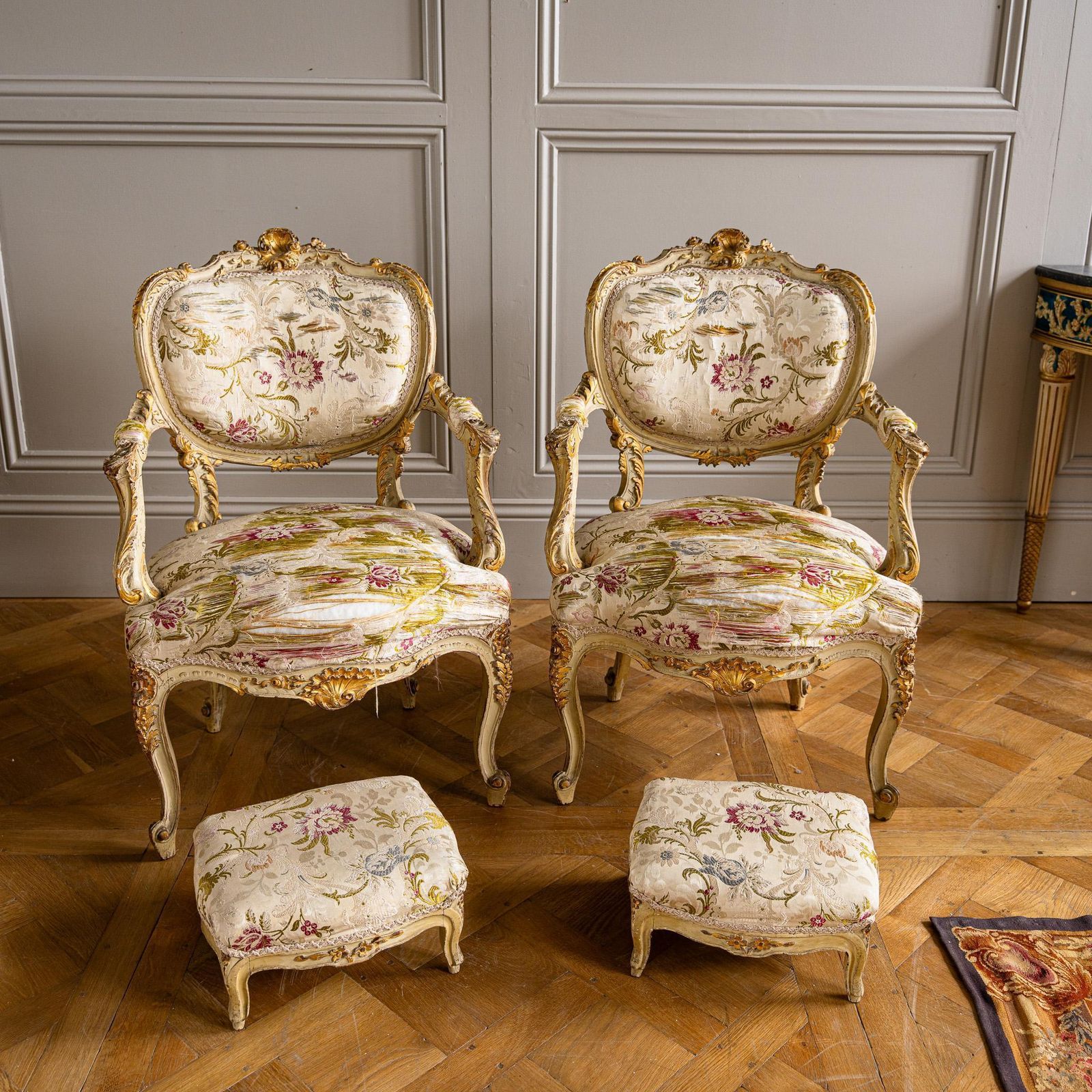 photo furniture A 19th Century Italian Louis XV–Style Giltwood Salon Suite