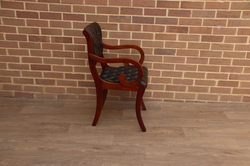 Beresford And Hicks Chesterfield Desk Chair photo 220.0