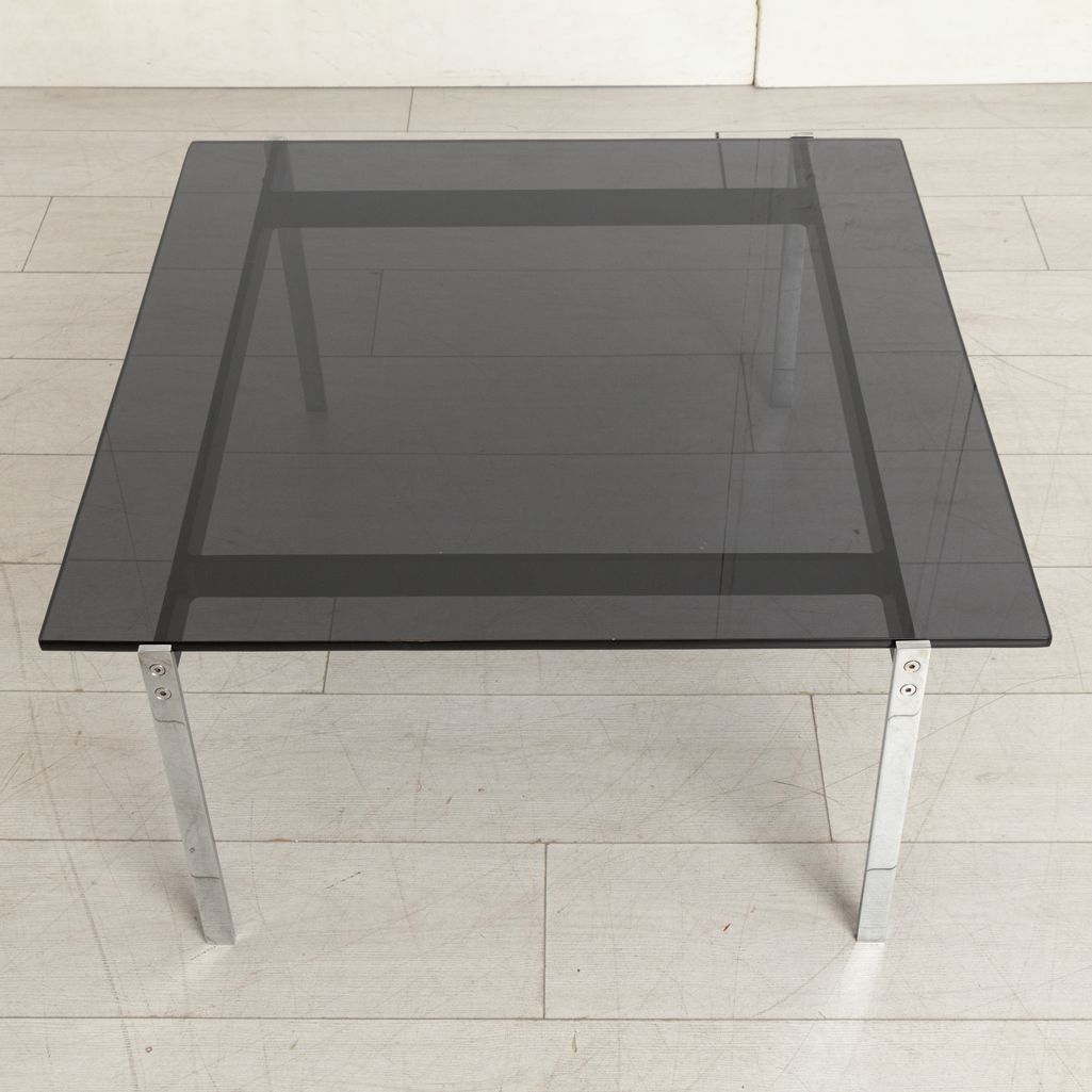 Pair Of Alpha Side Tables In Steel, Black Enamel & Black Glass Tops By Robin Day For Hille photo Furniture