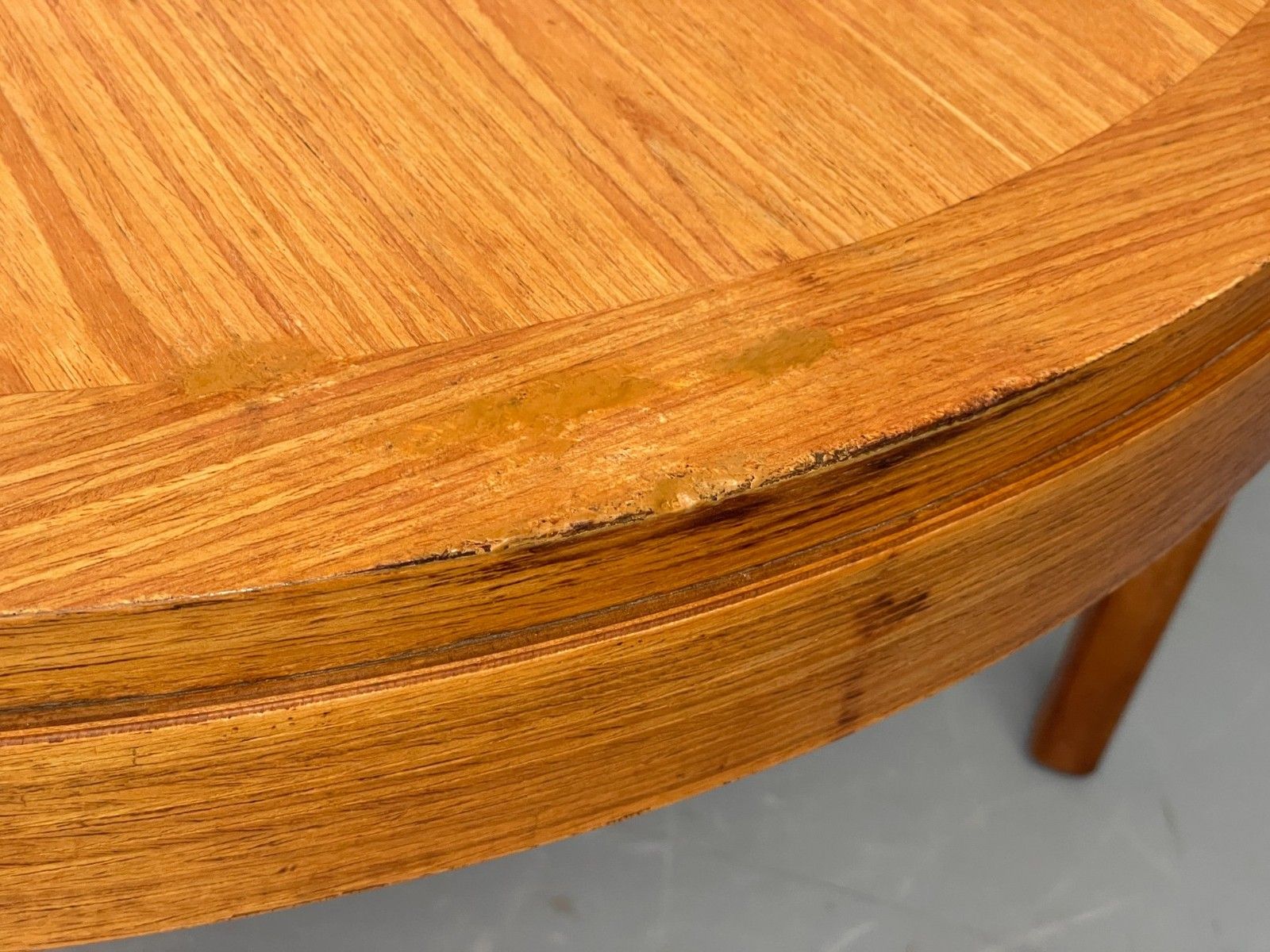 photo furniture Vintage Circular Coffee Table By Stonehill 1960s Retro Teak Quartered Eb12200