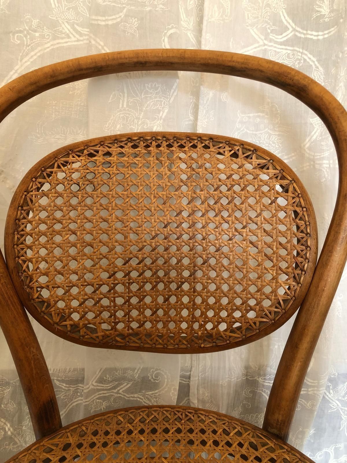 No. 11 Armchair By Michael Thonet For Zpm Radomsko, Austria, 1920s photo 395.0
