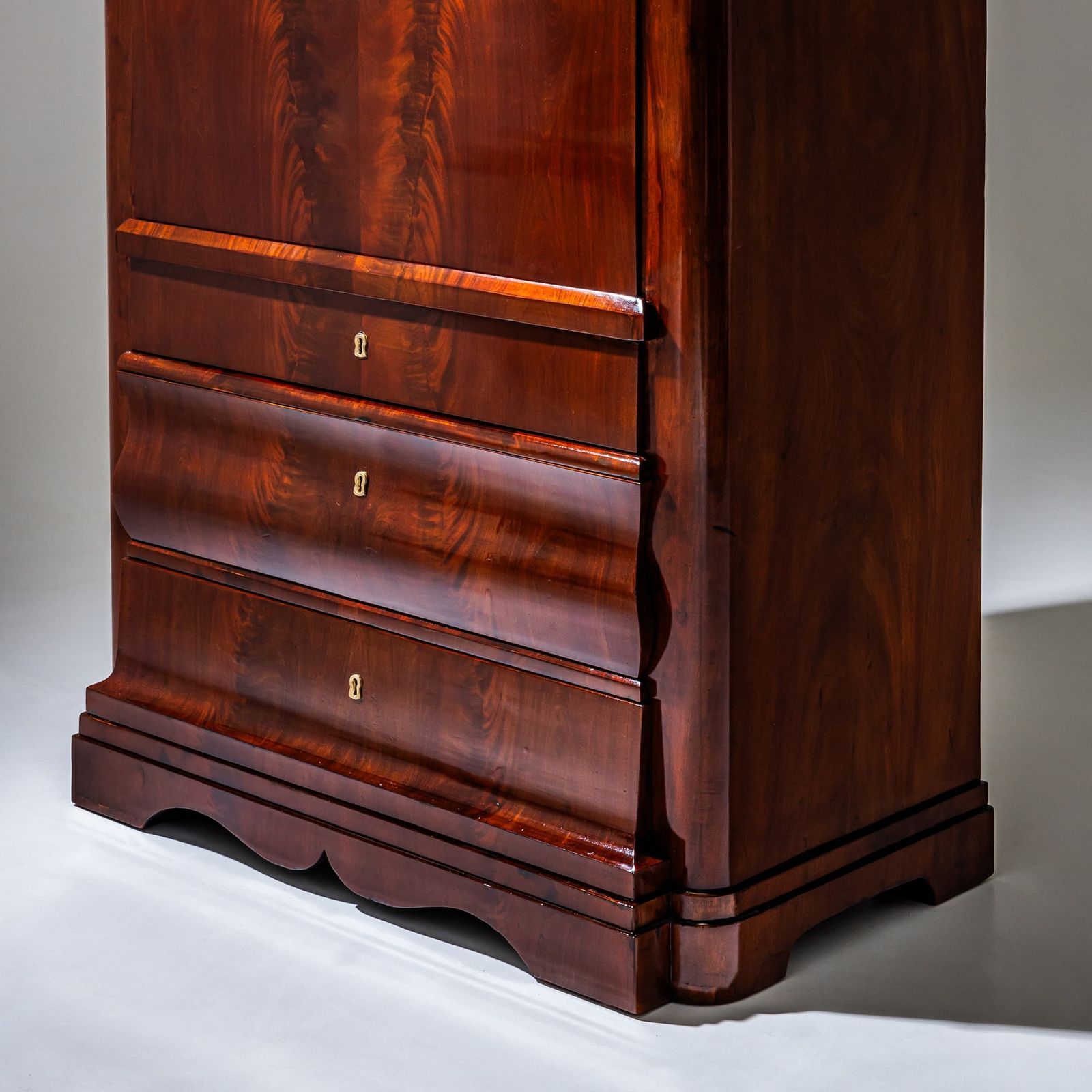 Meubels Biedermeier secretairkast in mahonie, ca. 1830 photo