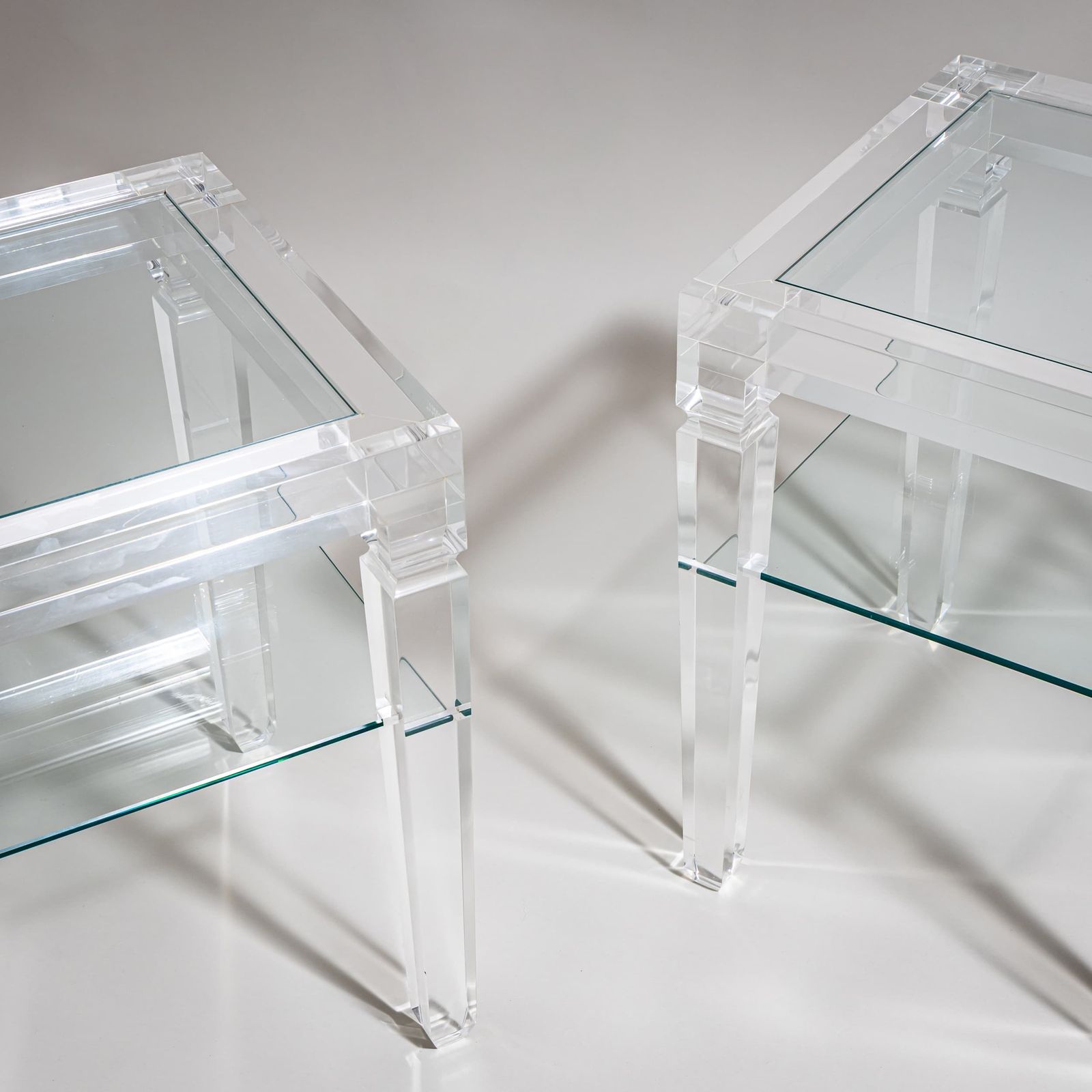 Paar bijzettafels in plexiglas van Fabianart, Rome / Italië, eind 20e eeuw photo Meubels