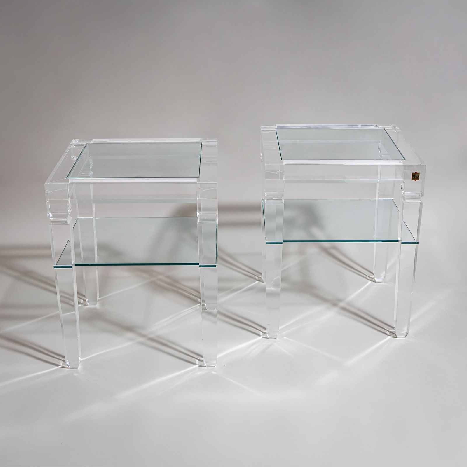 Paar bijzettafels in plexiglas van Fabianart, Rome / Italië, eind 20e eeuw photo 775.0