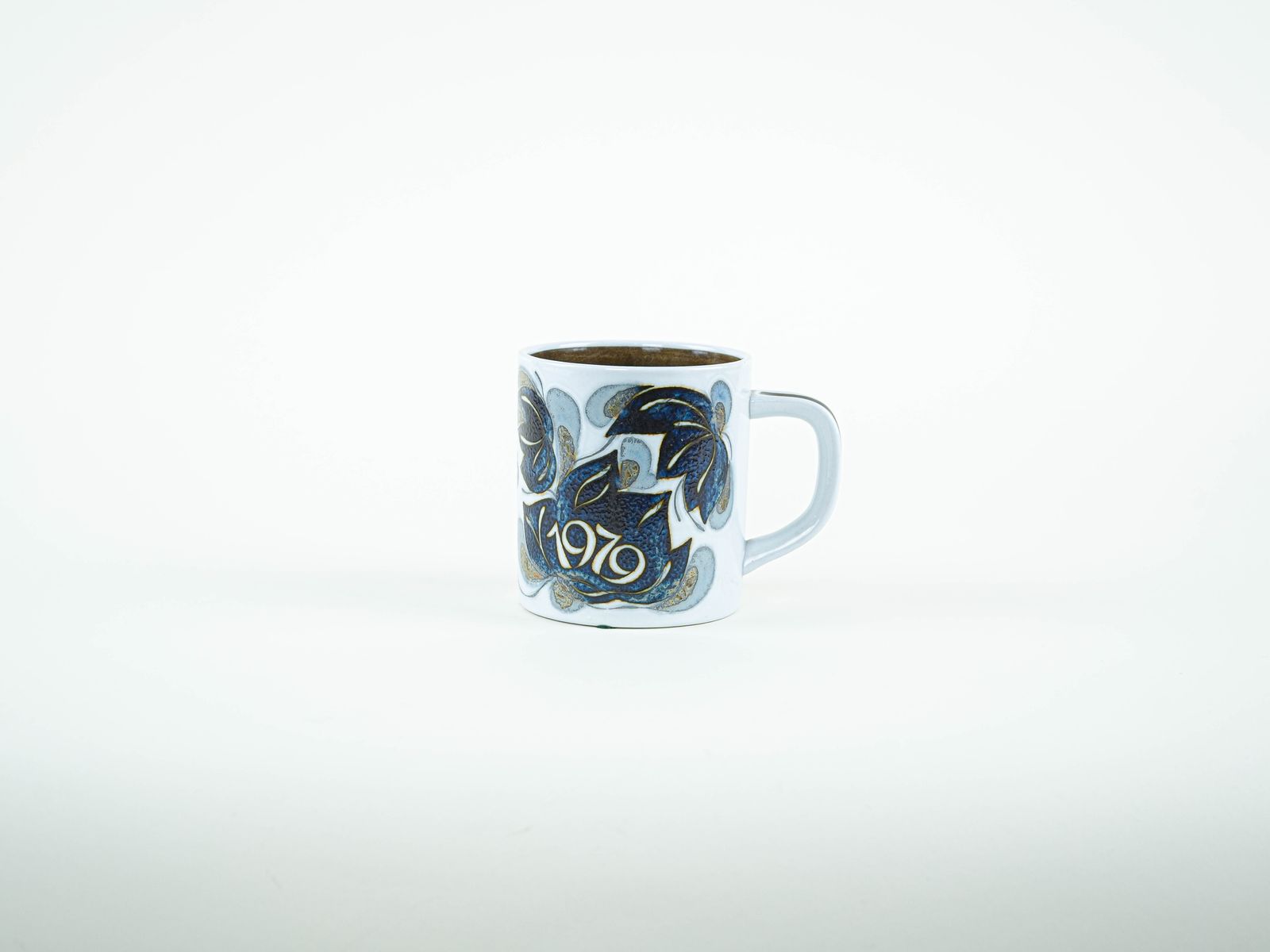 Porseleinen mok, Deens design, 1979, ontwerper: Ivan Weiss, fabrikant: Royal Copenhagen photo for sale