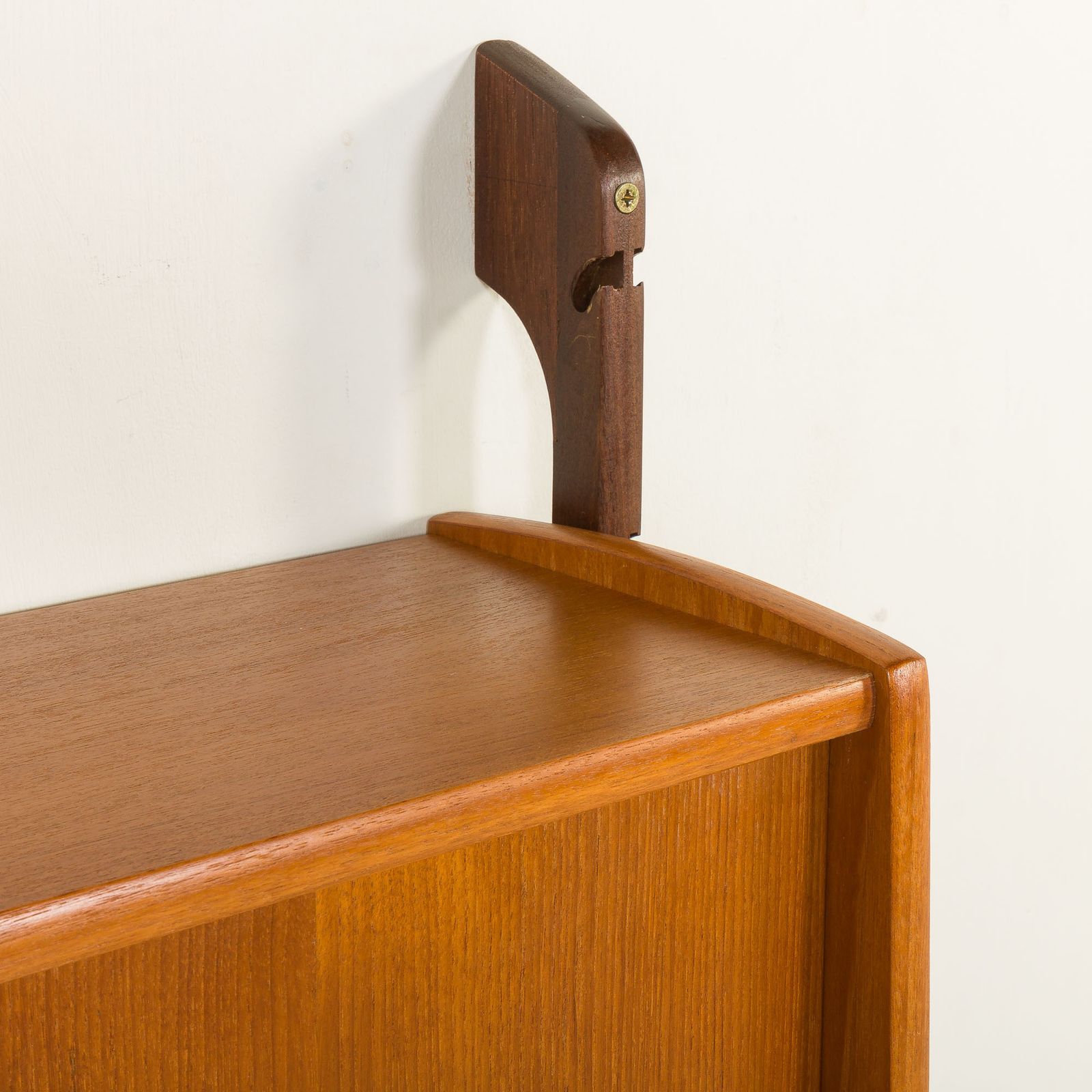 photo vinterior Small Ergo Teak Wall Unit By John Texmon, Norway 1960s