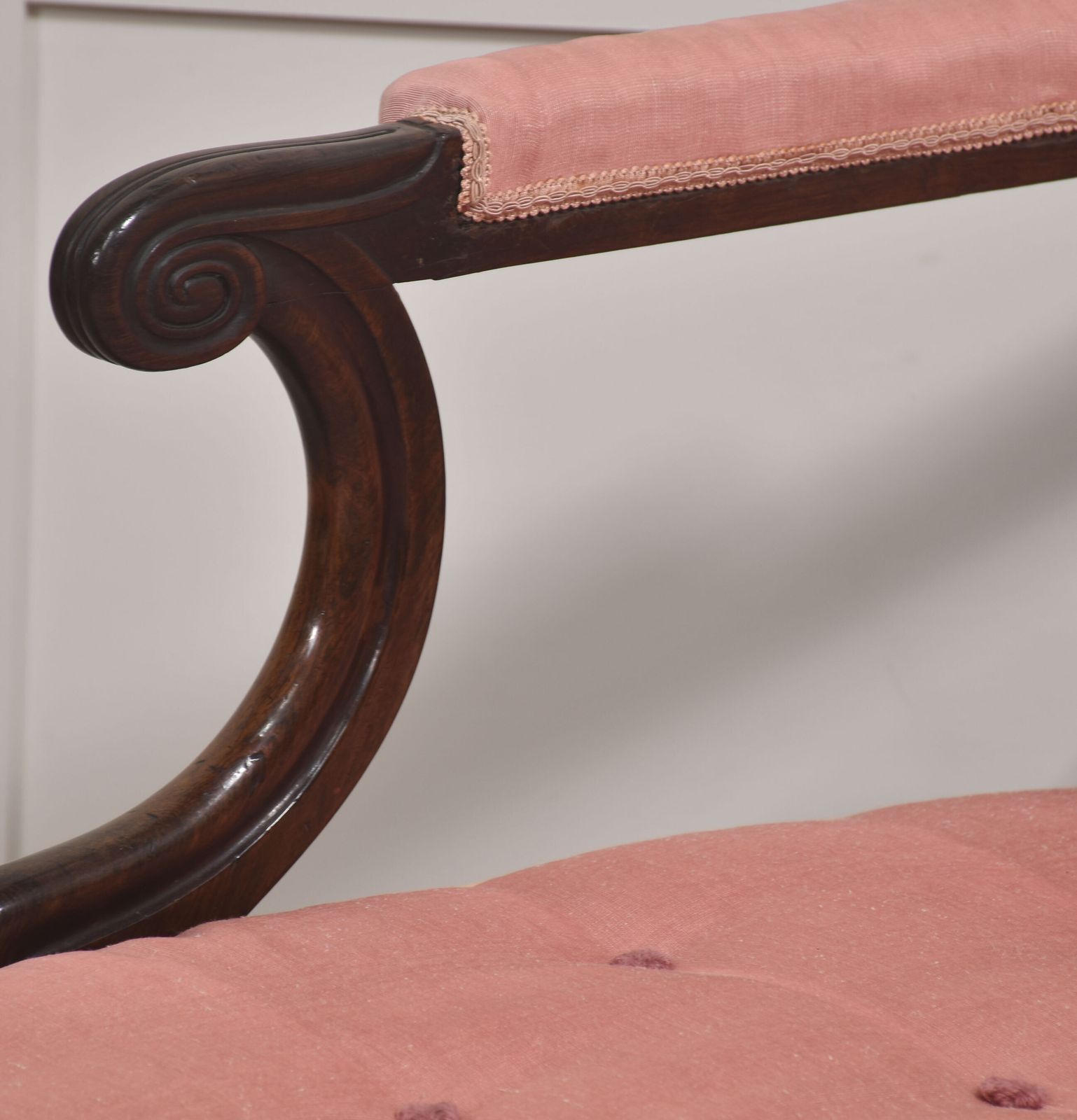 Furniture 19th Century William IV Rosewood Chaise Longue photo