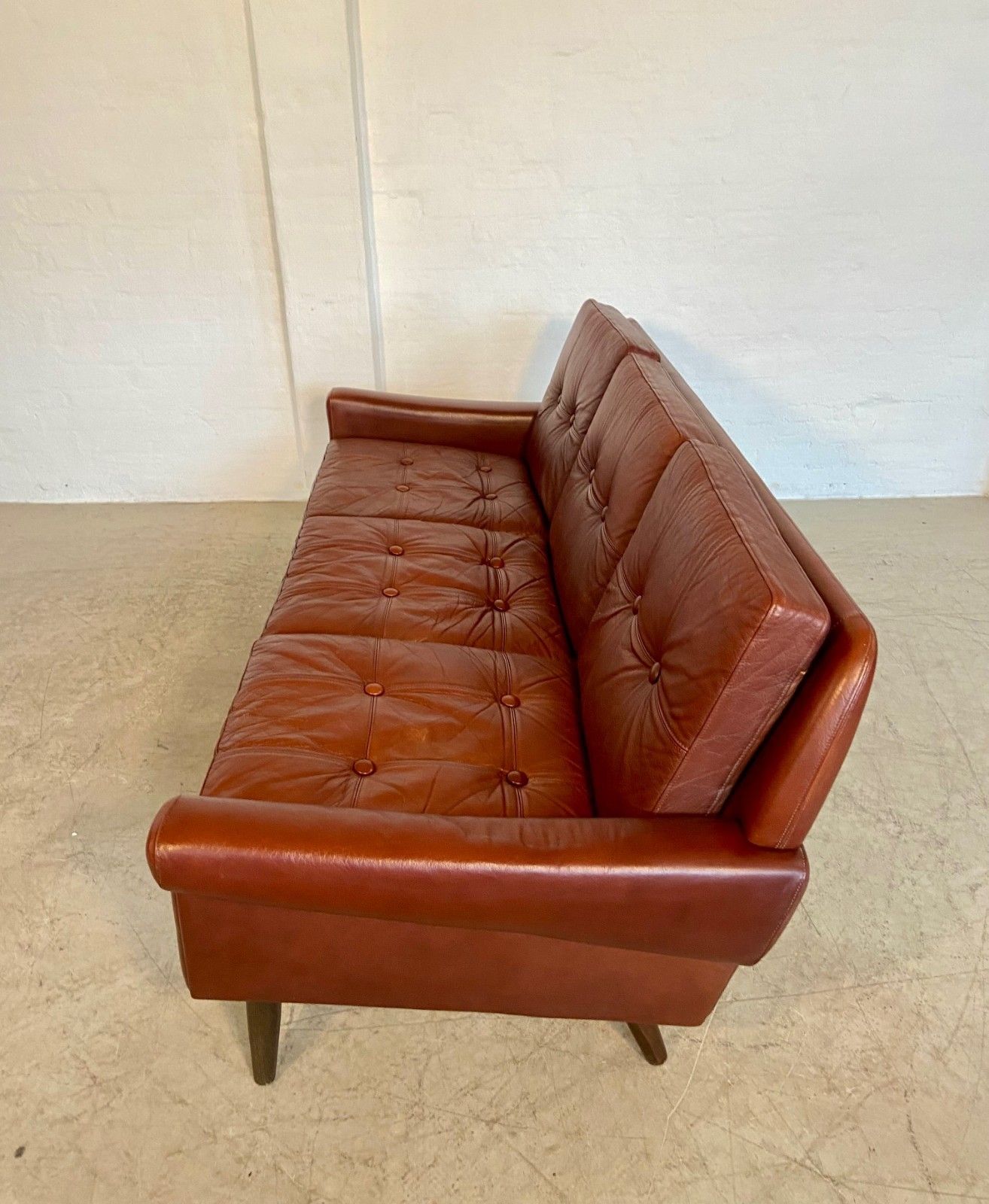 photo furniture Svend Skipper  3 Person Sofa In Chestnut Brown  Leather 1960,S