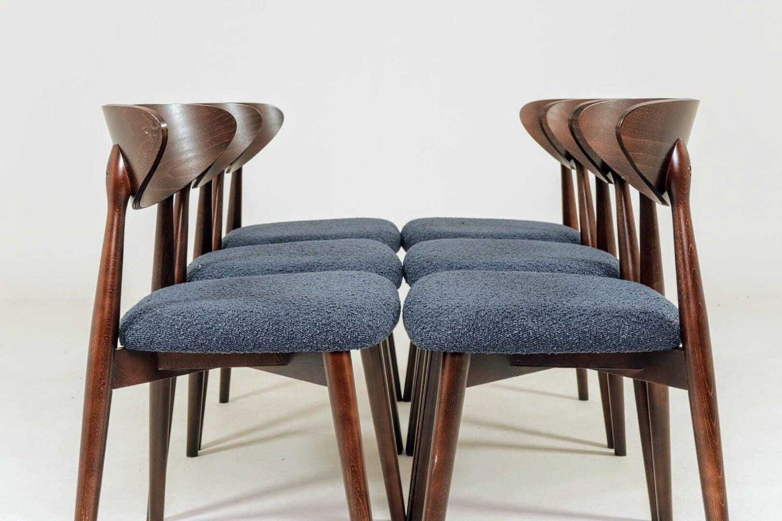 Modern Set Of 6 Dining Chairs, Blue Marine Bouclè And Dark Beech Wood photo for sale