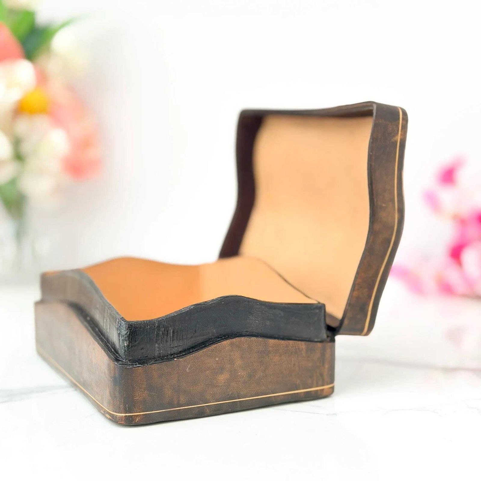 photo buy Zeldzame Vintage Leren Doos Leather School Florence Verguld Tooling Bureauorganizer