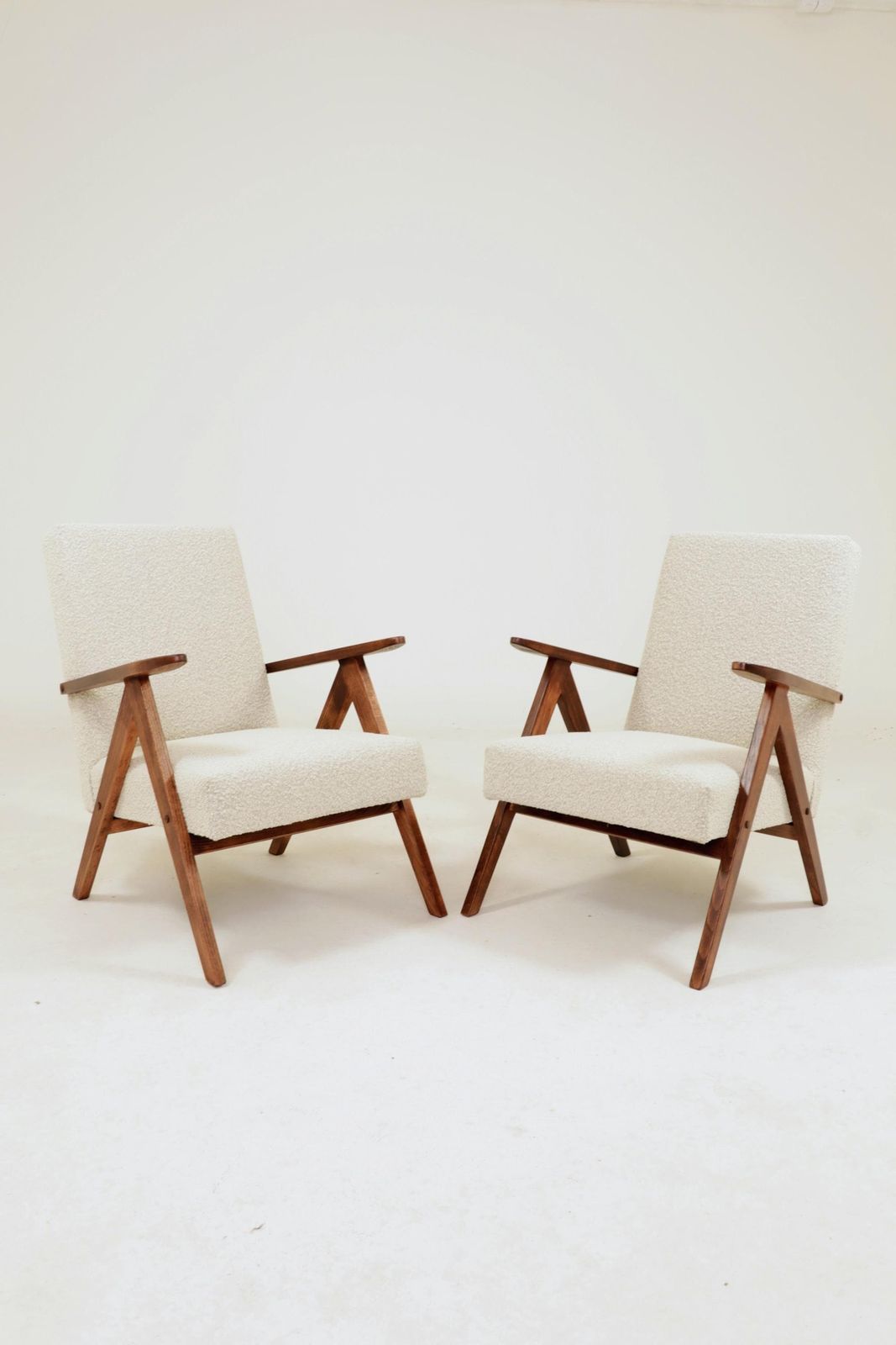 Pair Lounge Chairs Vintage Design Off White Bouclè Fabric Dark Beech Wood Classic Style photo furniture