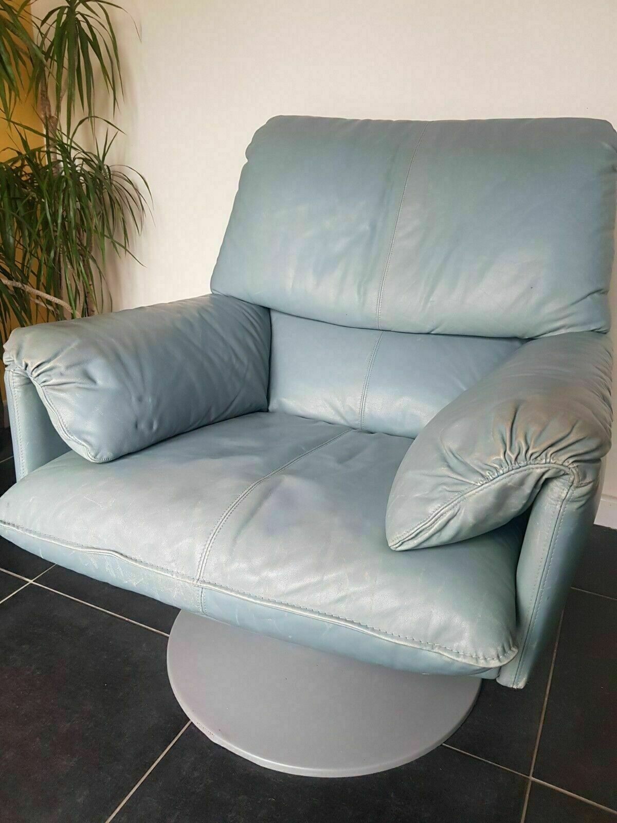 photo buy Mid Century Leather Swivel Armchair By Alex Hentoven For Leolux